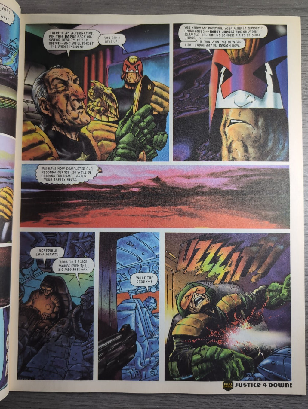 2000AD Prog 904 Featuring Judge Dredd Comic 9th Sept 1994 Vintage Retro Comic