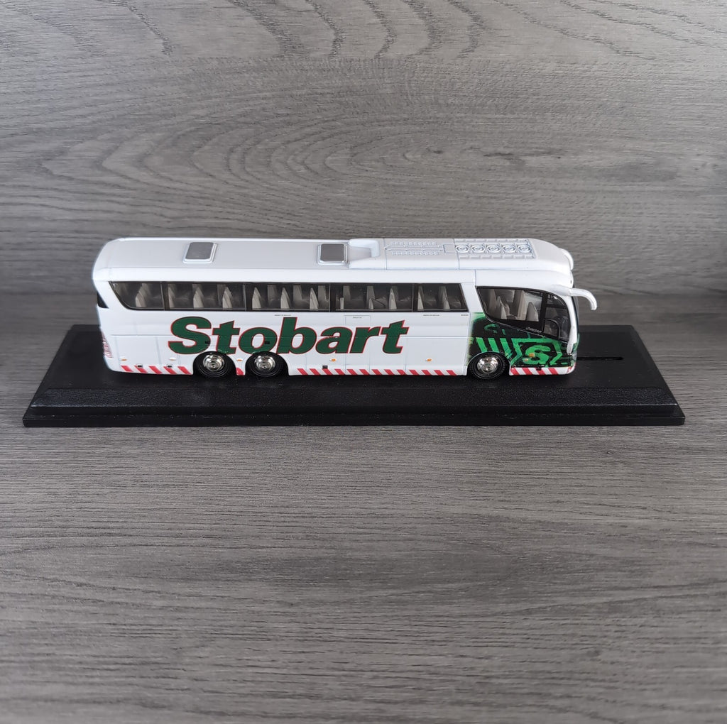 Atlas Editions Eddie Stobart Scania Irizar PB Executive Coach Laura Abby