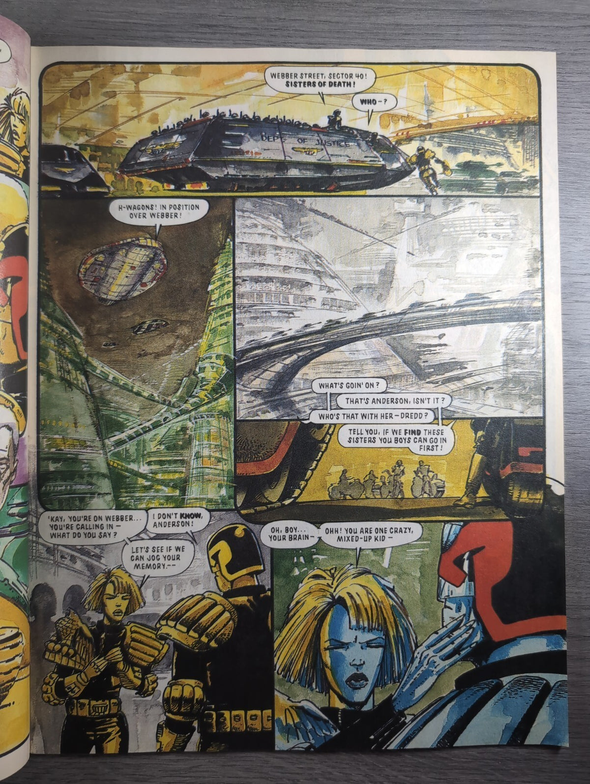 2000AD Prog 681 Featuring Judge Dredd Comic 2nd June 1990 Vintage Retro Comic