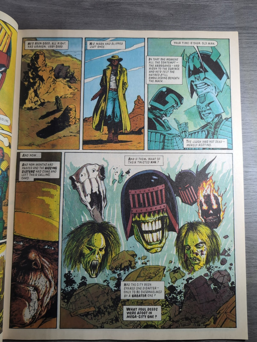 2000AD Prog 668 Featuring Judge Dread Comic 3rd March 1990 Vintage Retro Comic - Retrorama UK