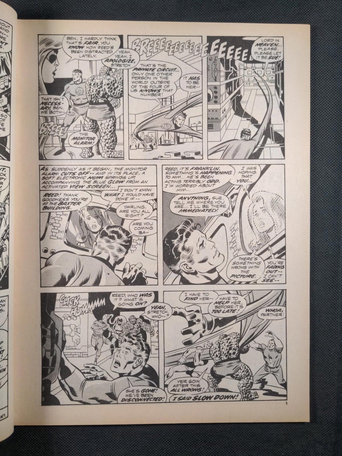 Marvel Comics - The Complete Fantastic Four - Issue No 8 November 1977