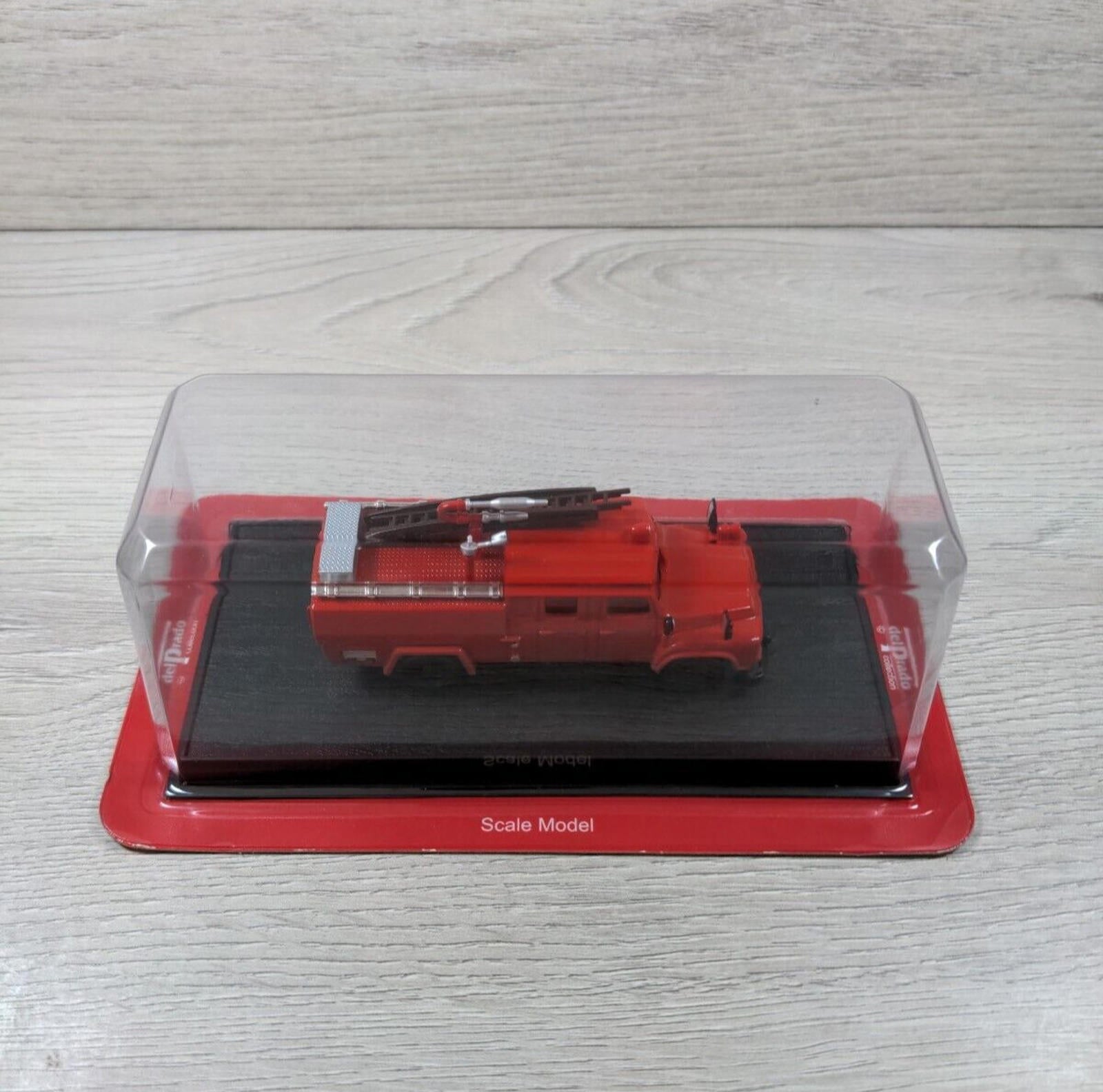 Del Prado Fire Engines of the World Autopompe Dong Feng 1:72 Scale Model Only - Retrorama UK