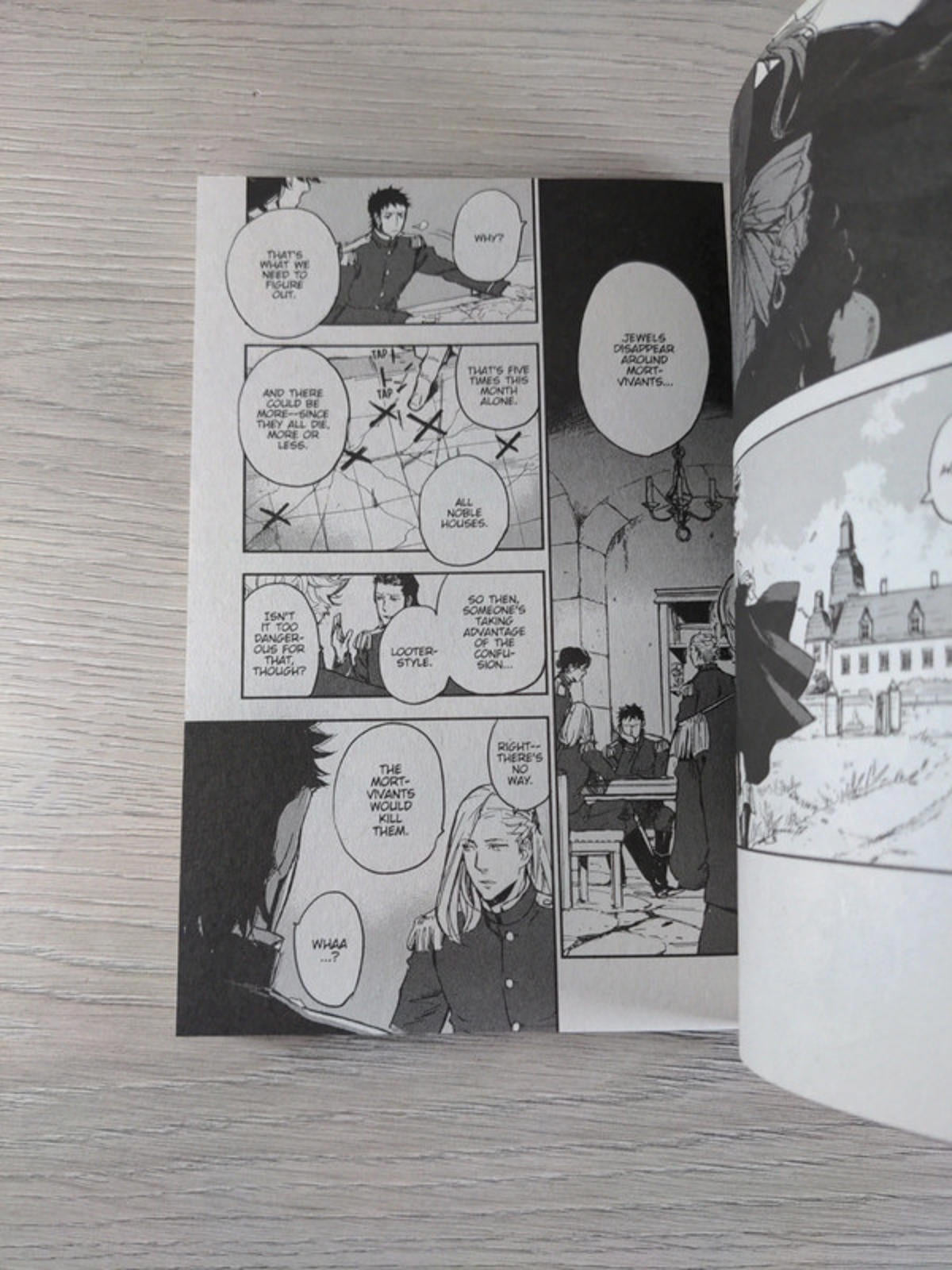 Versailles of the Dead Vol. 2 Manga Graphic Novel Paperback Book by Kumiko Suekane - Retrorama UK