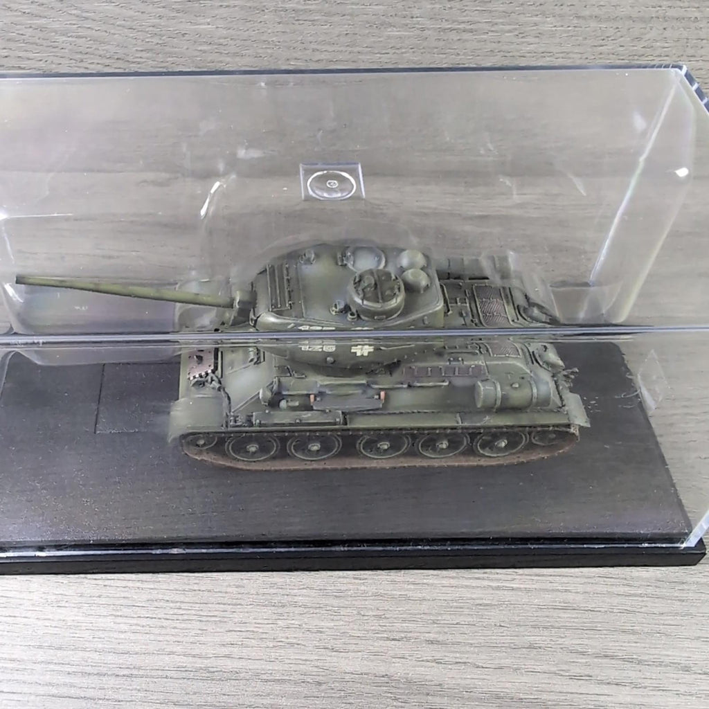 Dragon Armor T34/85 MOD 1944 German Army Poland 1944 1:72 Scale Model