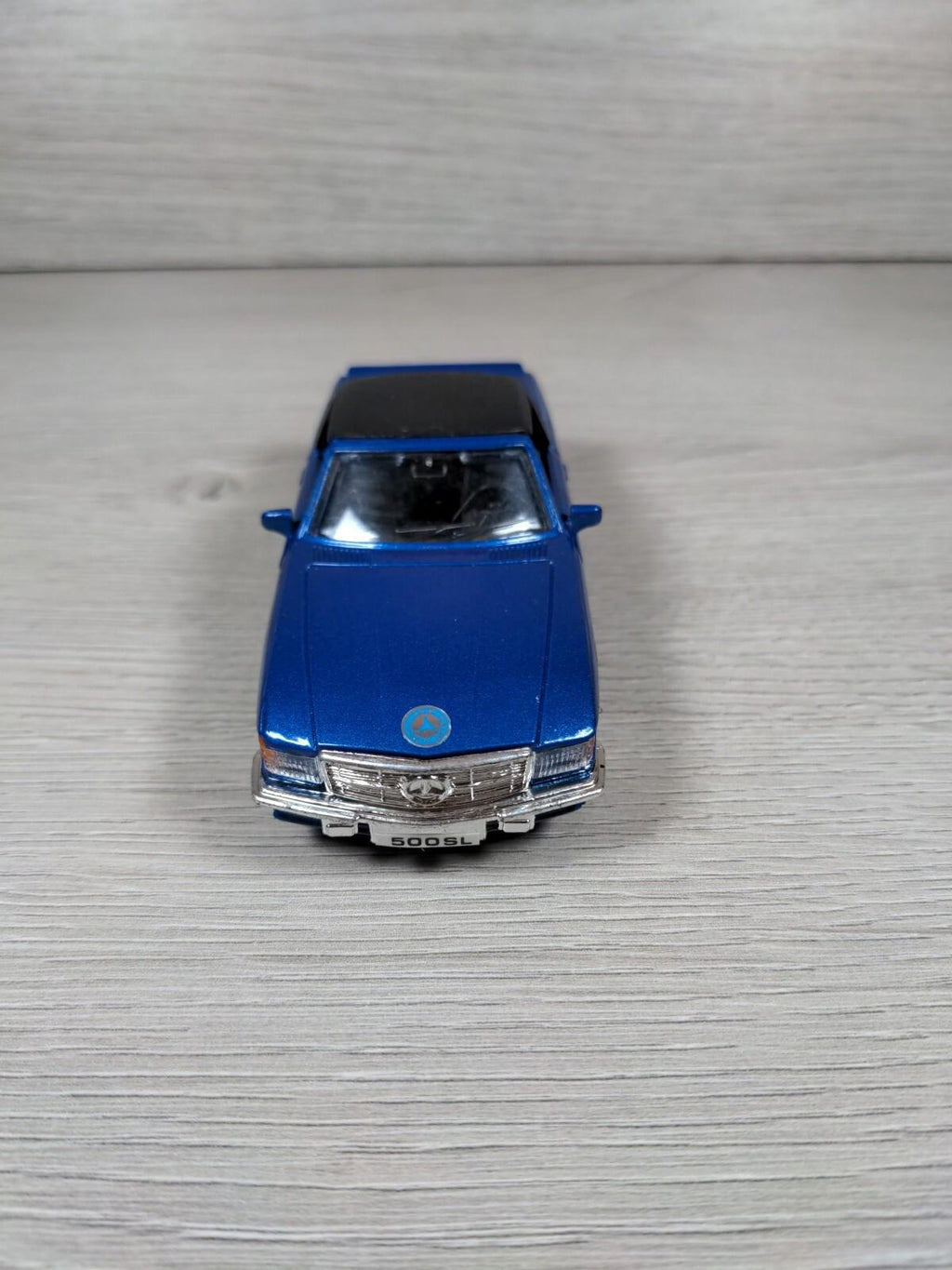 Shell Garage Classic Sports Car Collection Mercedes Benz 500 SL  Diecast Car