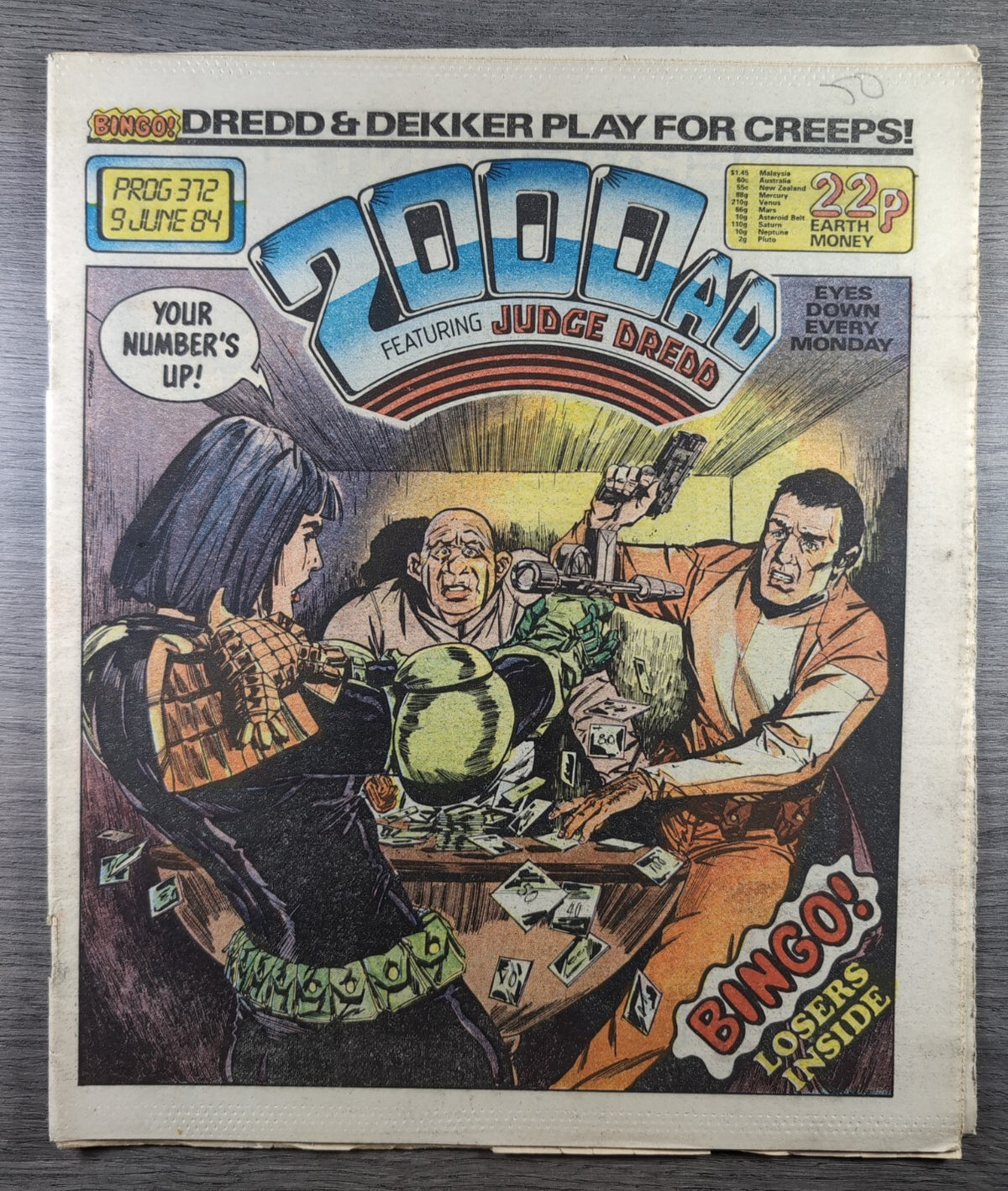 2000AD Prog 372 Featuring Judge Dredd Comic 9th June 1984 Vintage Retro Comic
