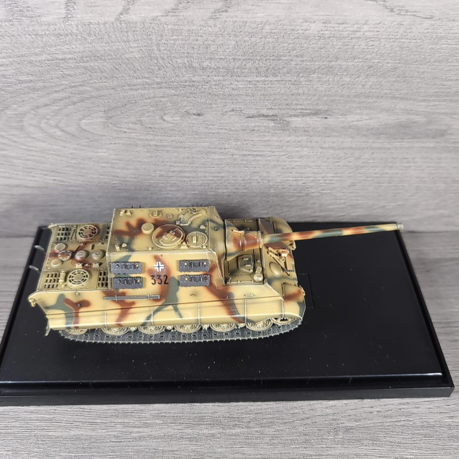 Dragon Armor Jagd-Tiger sPzJgAbt 653 Alsace 1945 1:72 Scale Model 60014