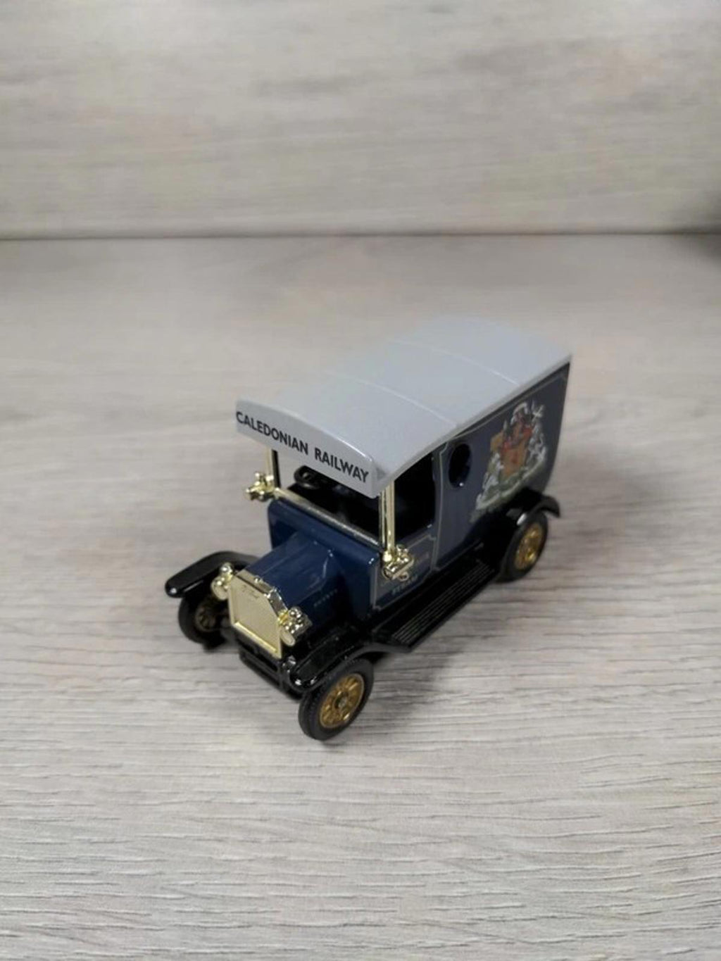 Lledo The Golden Age of Steam 1920 Diecast Model T Ford Van 6126 - Retrorama UK