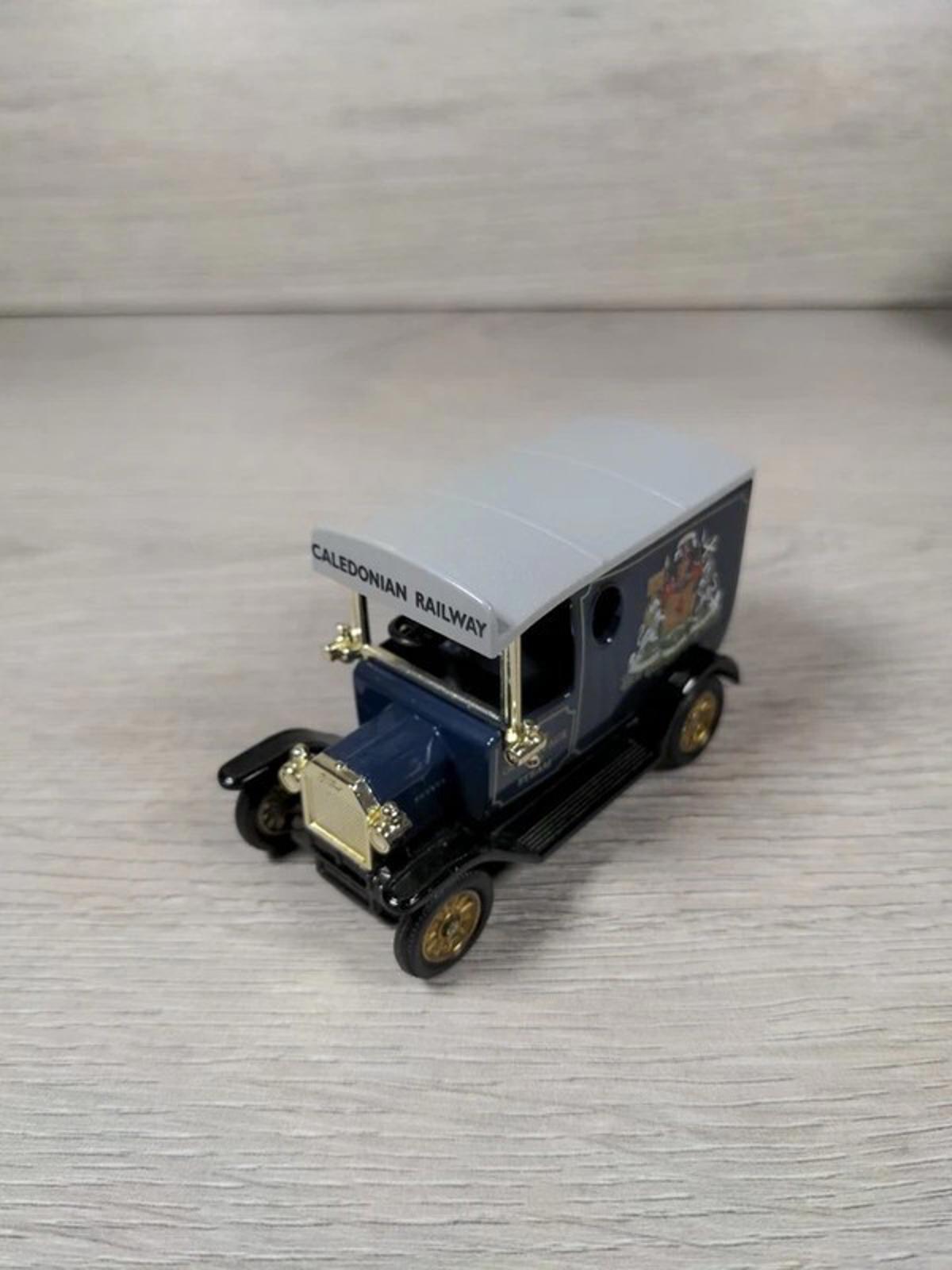 Lledo The Golden Age of Steam 1920 Diecast Model T Ford Van 6126 - Retrorama UK