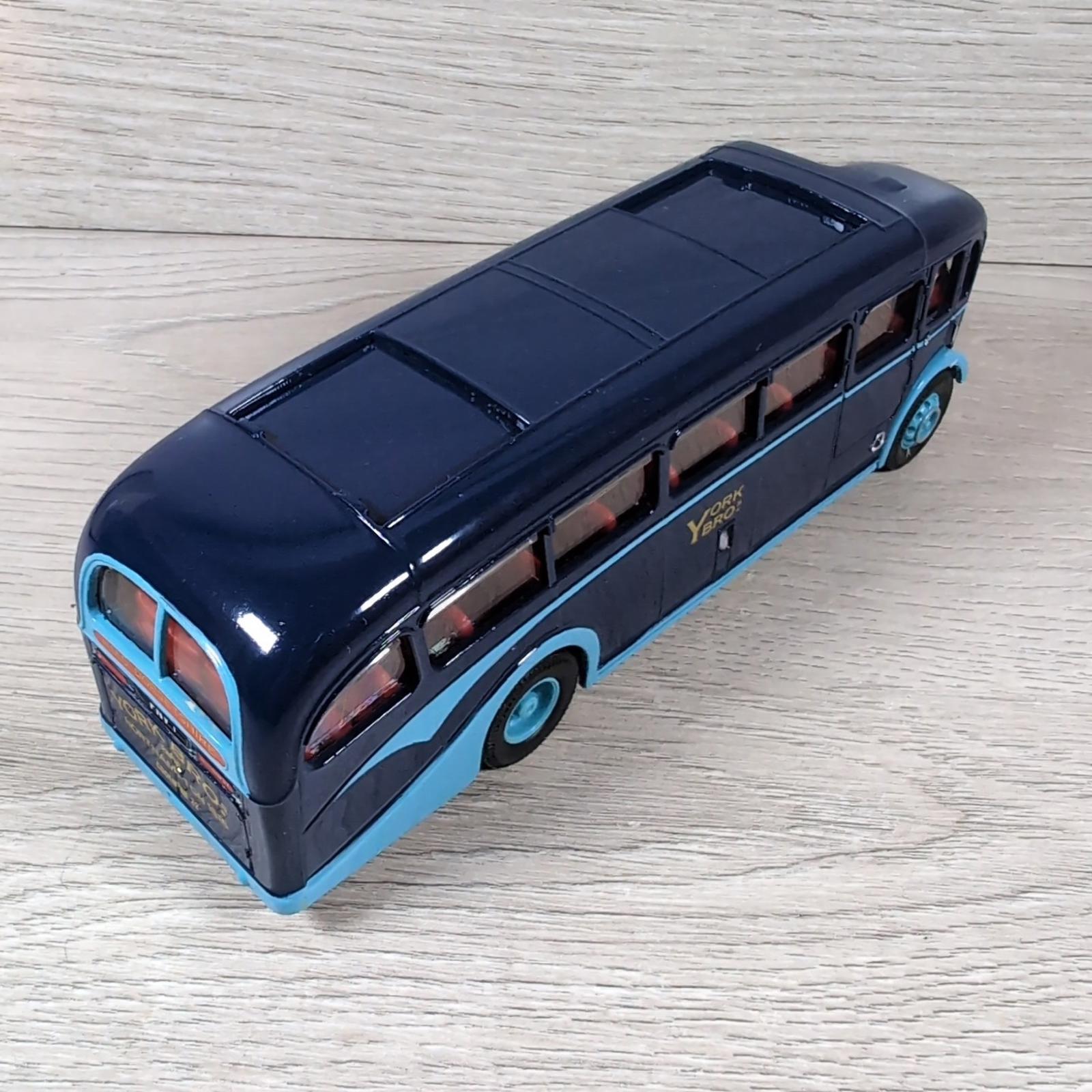 Corgi Classics Public Transport 97053 Burlingham Seagull AEC  Die-Cast Model