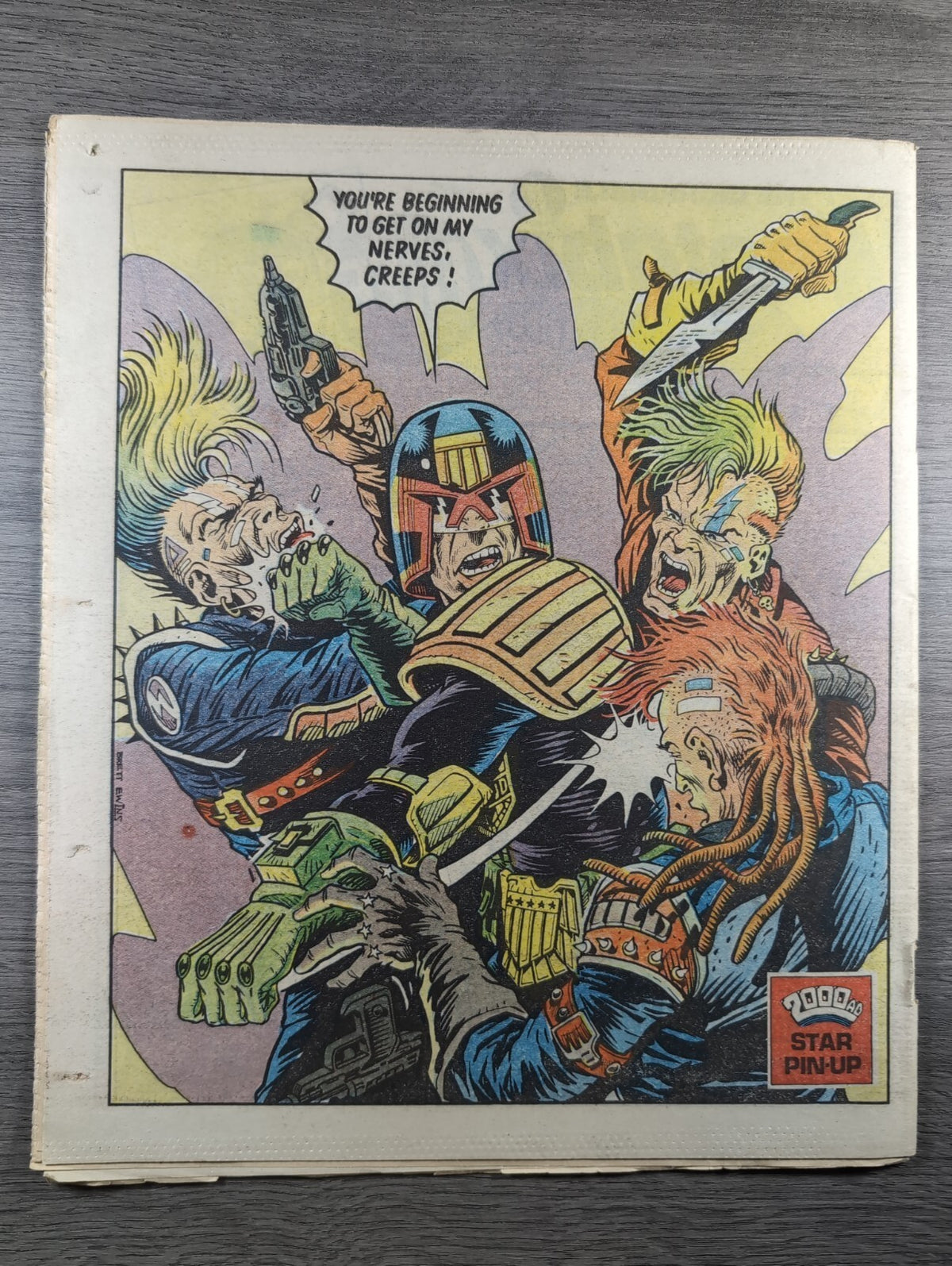 2000AD Prog 372 Featuring Judge Dredd Comic 9th June 1984 Vintage Retro Comic