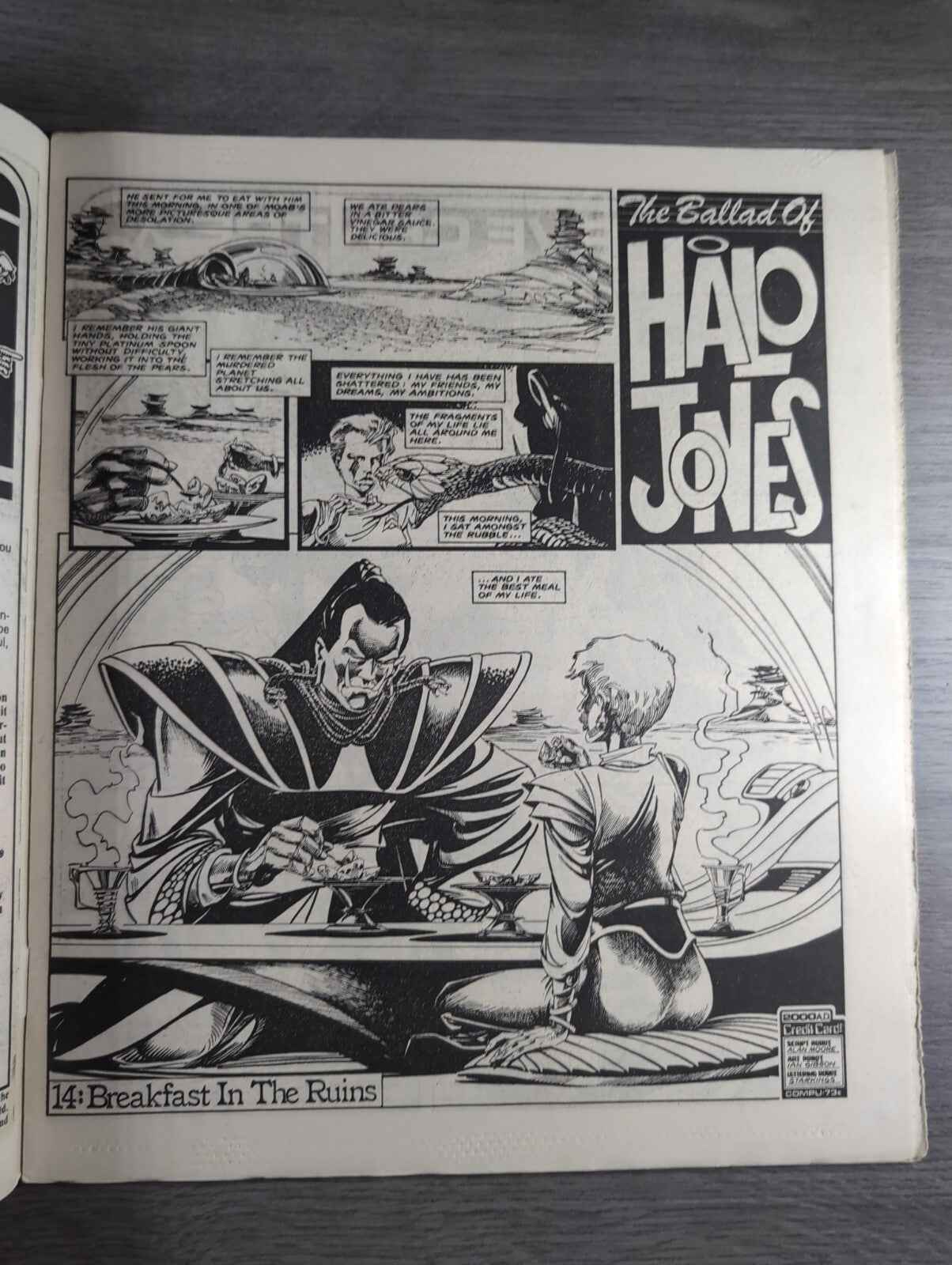 2000AD Prog 465 Featuring Judge Dread Comic 12th April 1986 Vintage Retro Comic