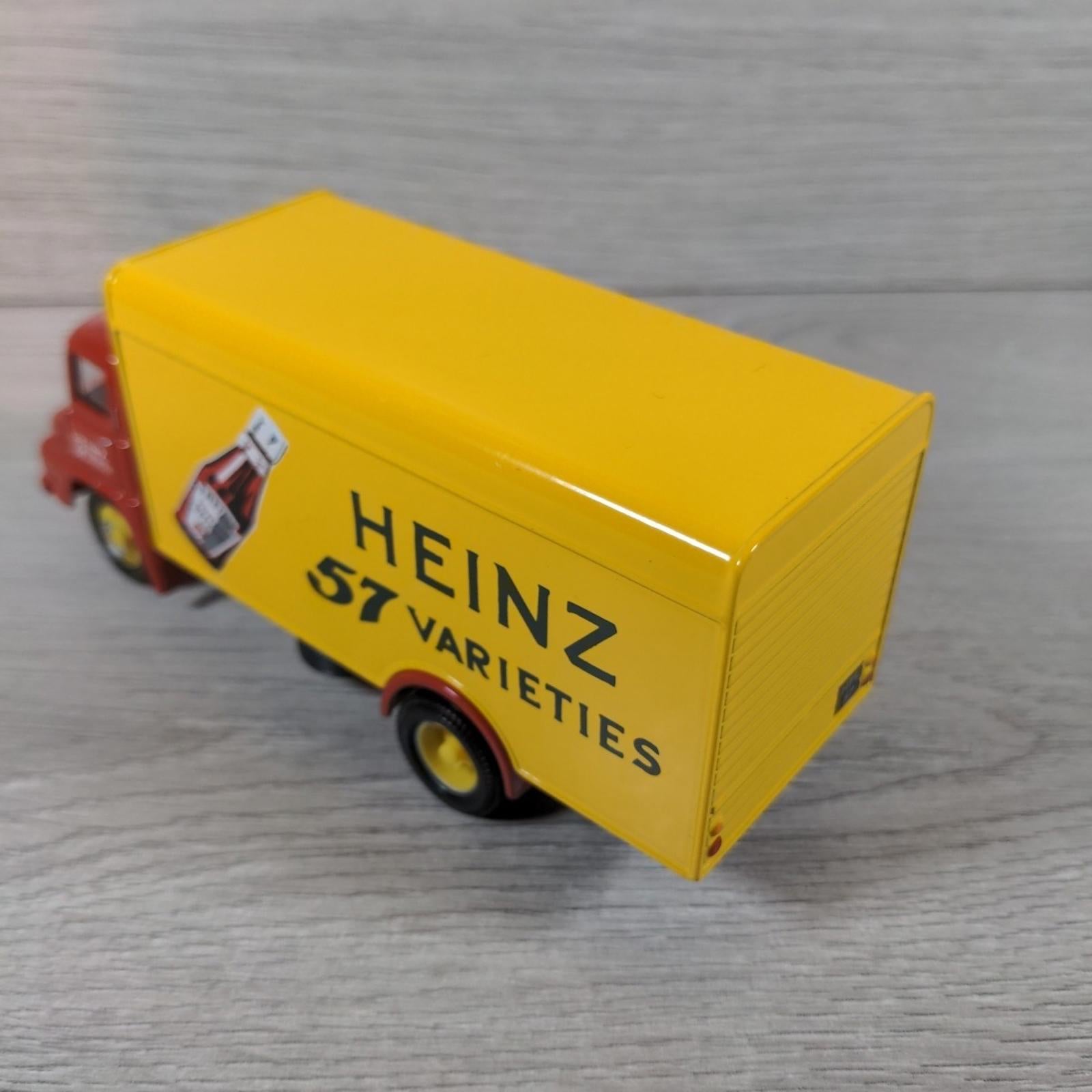 Corgi Golden Oldies 19303 Thames Trader Heinz 57 Die-Cast Model Van