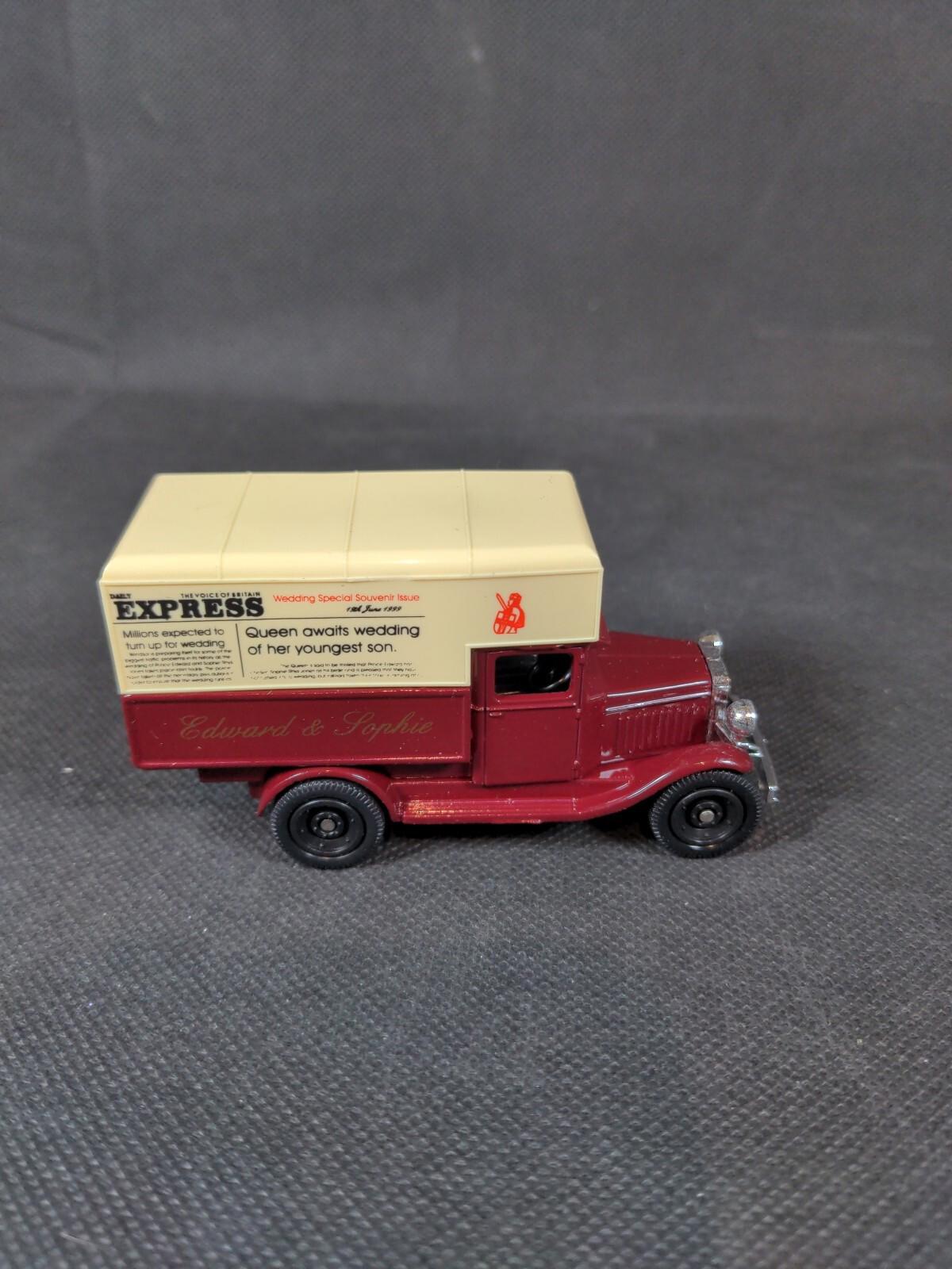 Oxford Diecast - Ltd Edition 1:43 Express Royal Collection Model C024