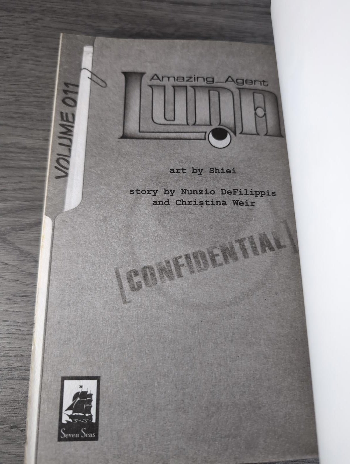 Amazing Agent Luna Vol. 11 by Nunzio DeFilippis  Manga Paperback Book 2015