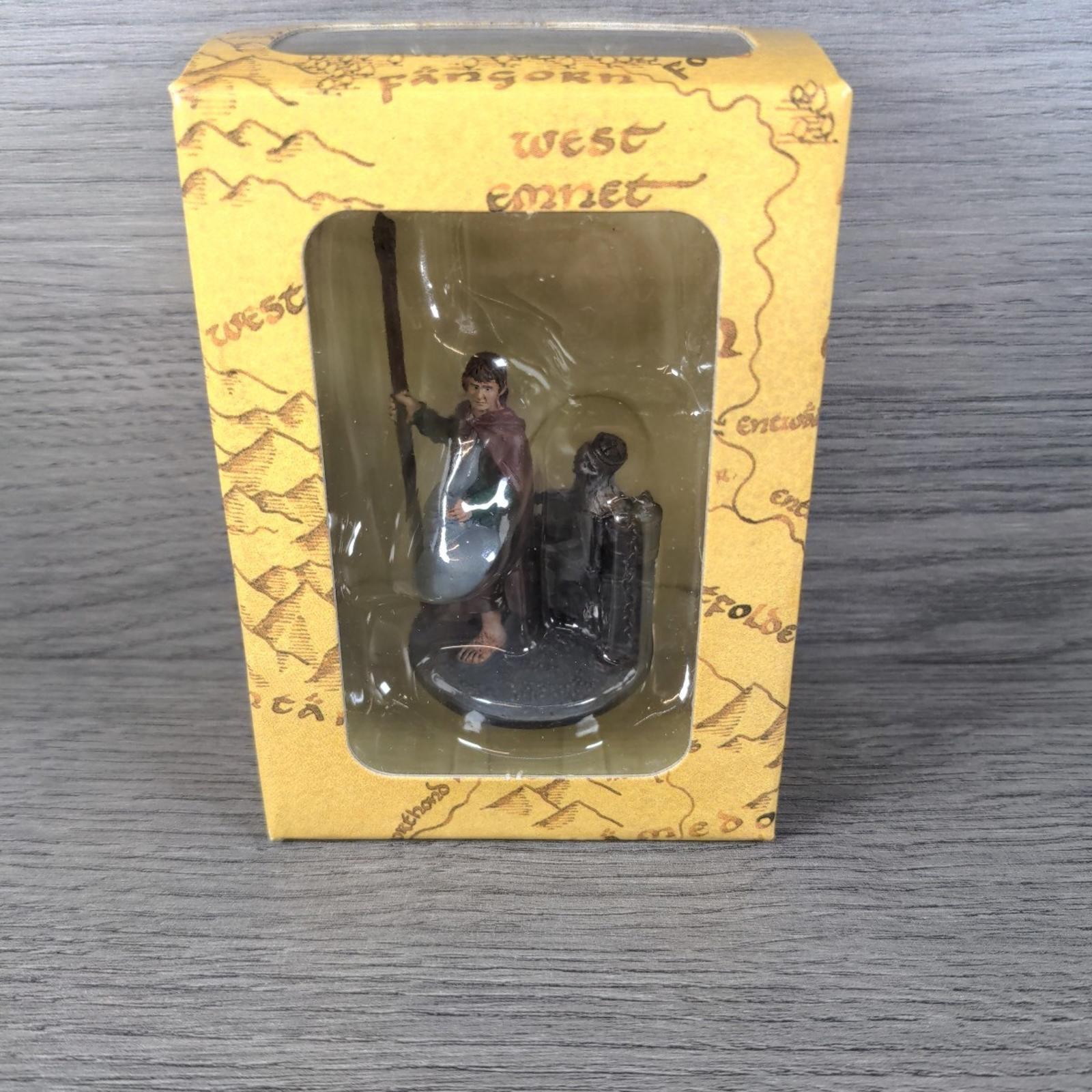 Eaglemoss Pippin & Dwarf Warrior Lord of the Rings Collectors Models Figure 2006