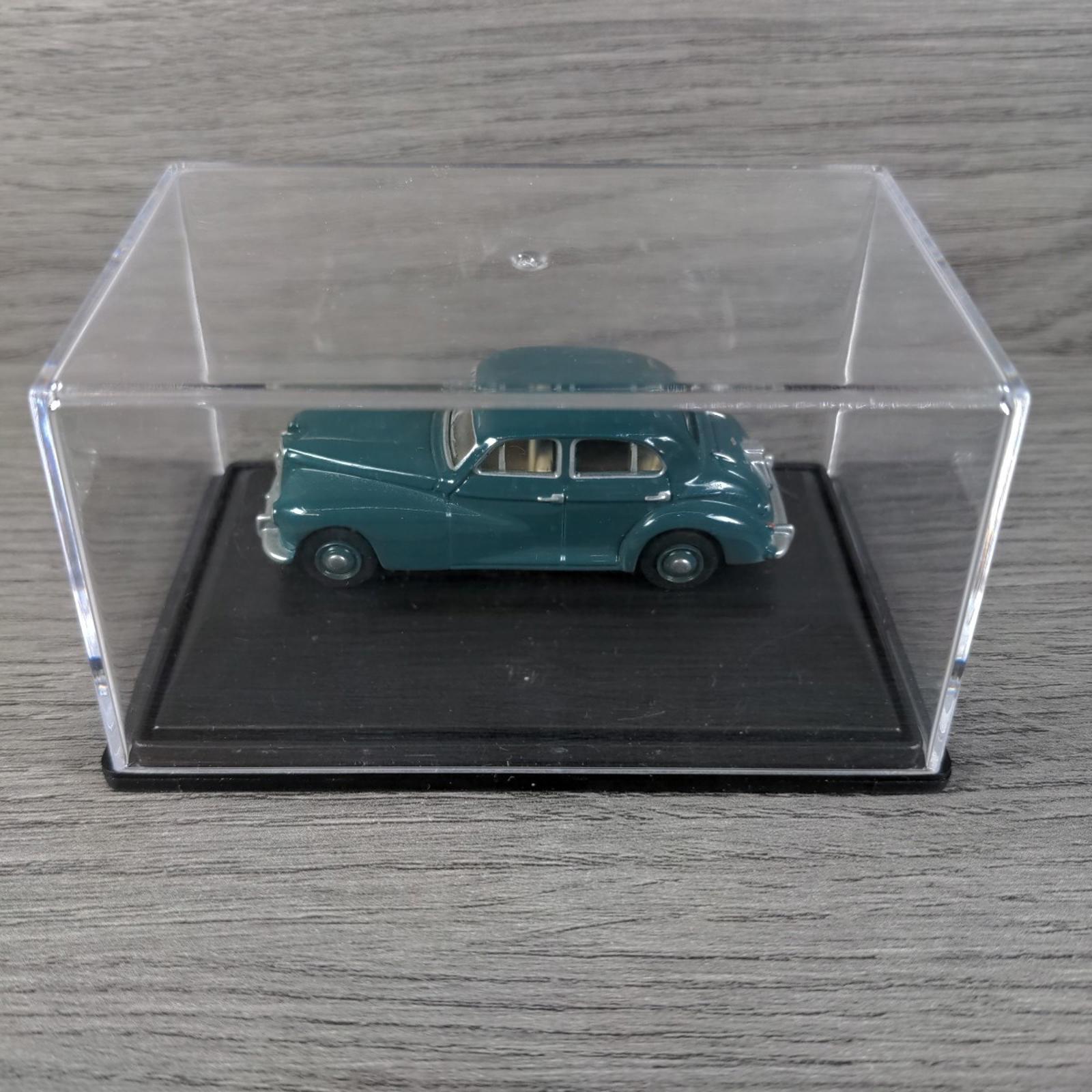 Oxford Automobile Company Romain Green Morris Six 1:76 Scale Die-Cast Model - Retrorama UK