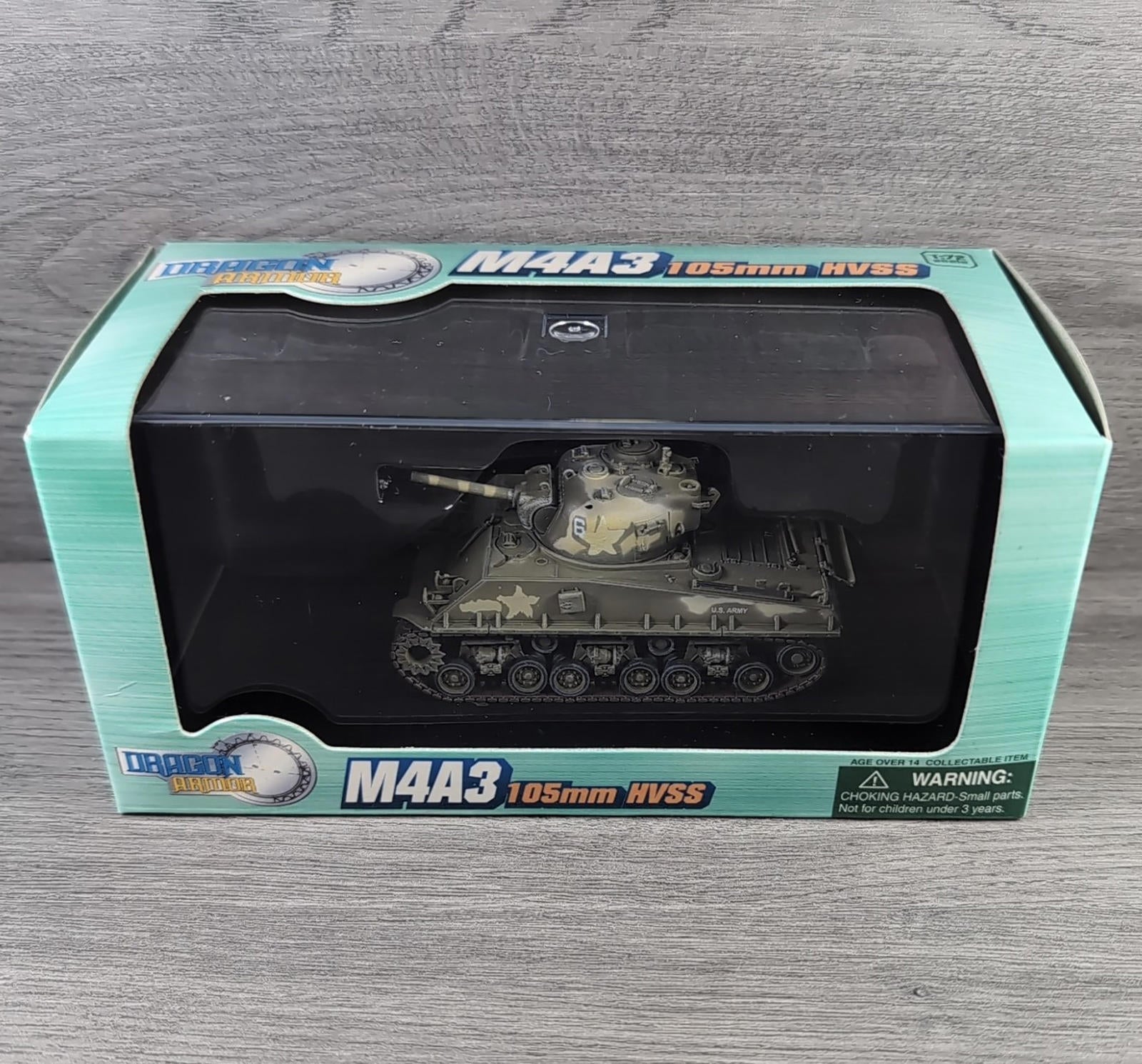 Dragon Armor M4A3 105mm HVSS 713th Tank Battalion Okinawa 1945 1:72 Scale Model