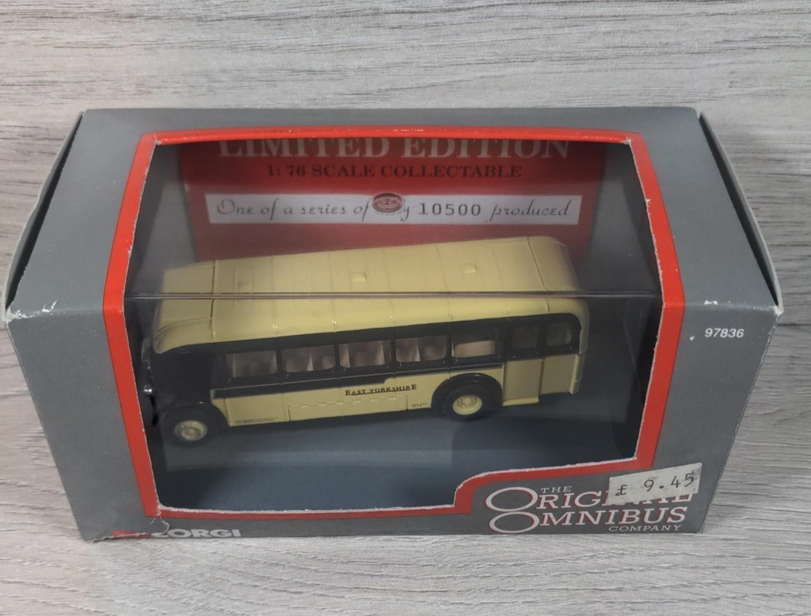 Corgi - Original Omnibus Leyland PS1 East Yorkshire Motor Service Die-Cast Model