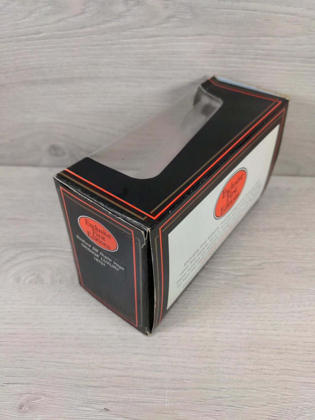 Exclusive First Editions Bedford SB Duple Vega Orange Luxury Coach 1:76 Scale