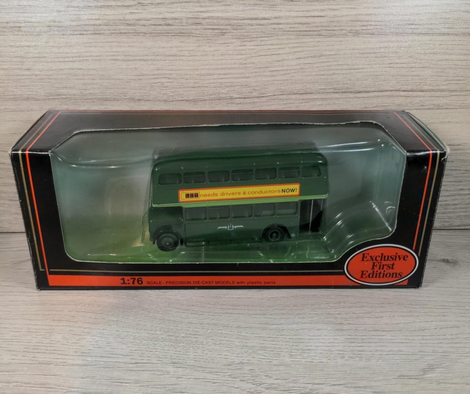 Exclusive First Editions Daimler CVG6 Leeds City 19810 1:76 Diecast Model
