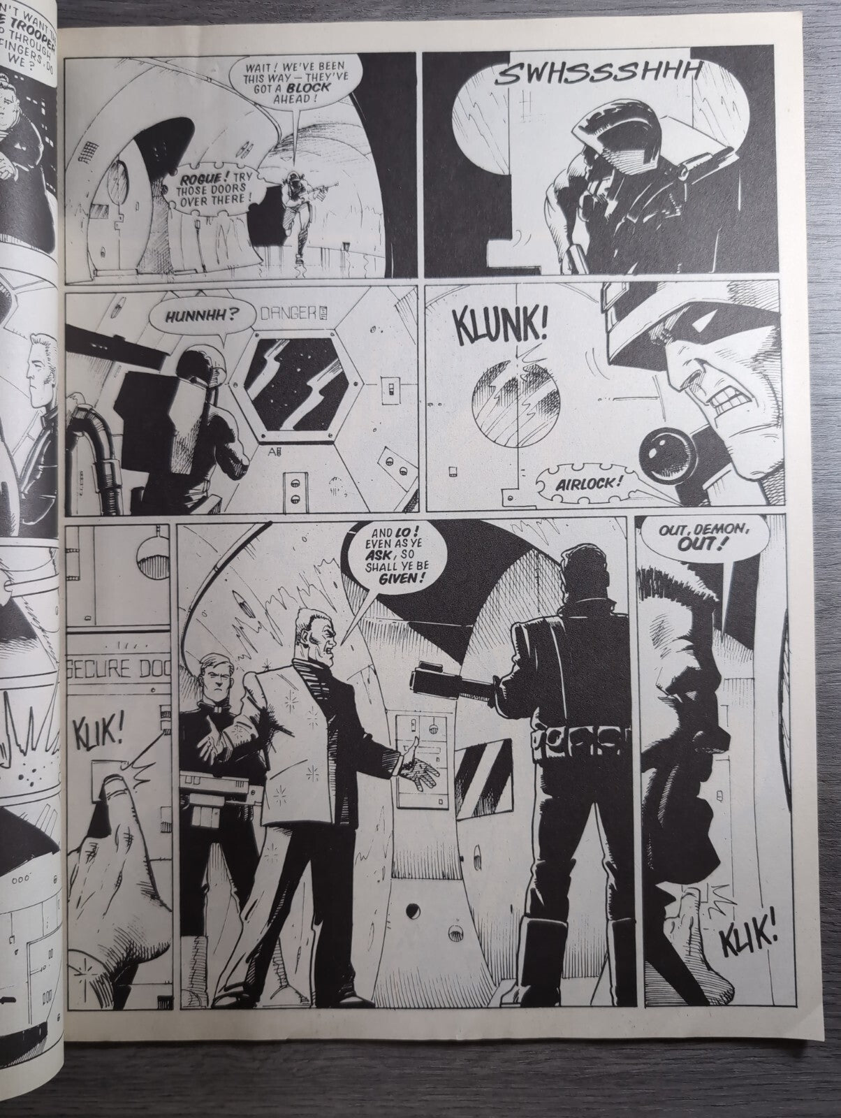 2000AD Prog 602 Featuring Judge Dread Comic 26th Nov 1988 Vintage Retro Comic