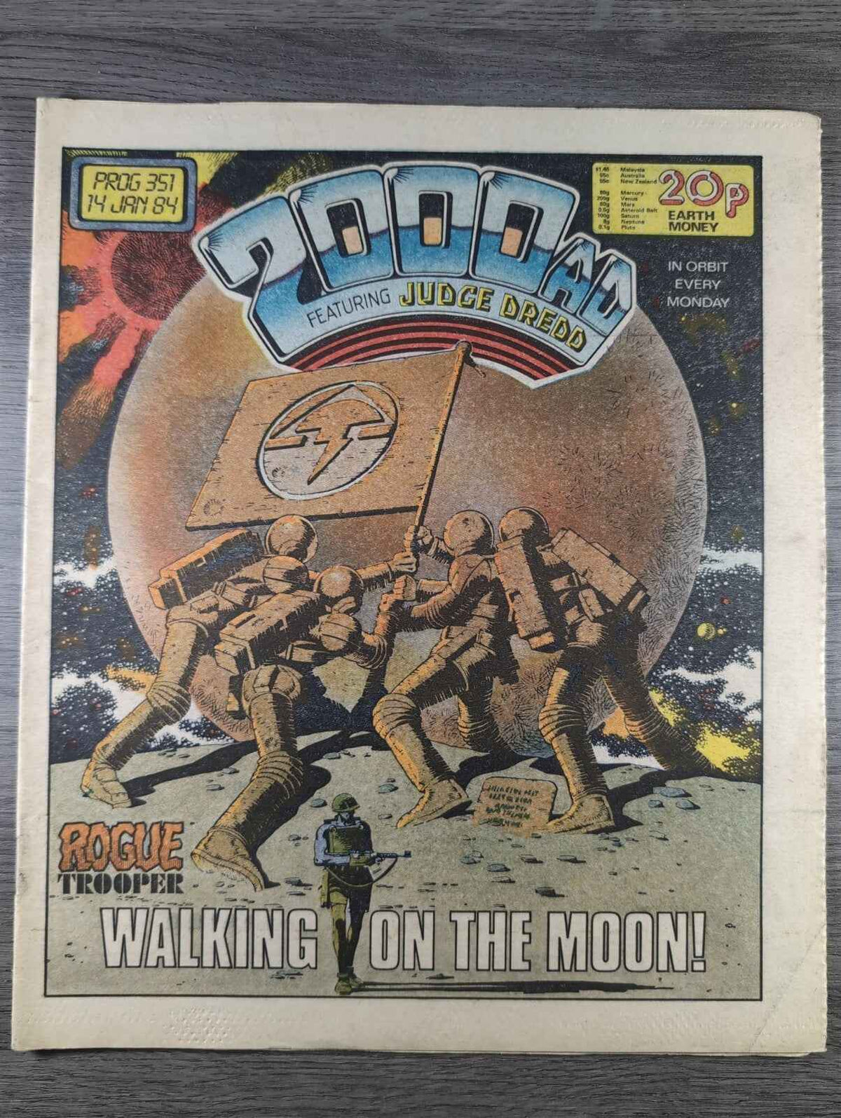2000AD Prog 351 Featuring Judge Dredd Comic 14th Jan 1984 Vintage Retro Comic