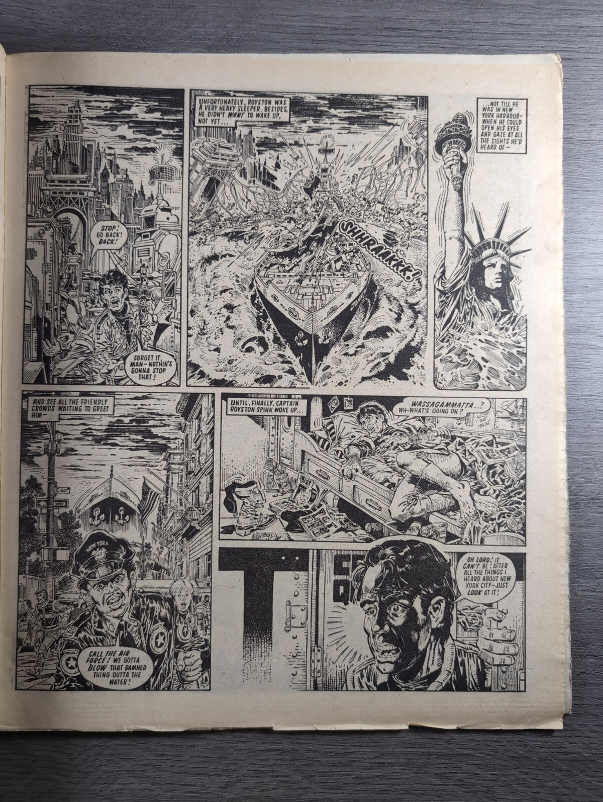 2000AD Prog 372 Featuring Judge Dredd Comic 9th June 1984 Vintage Retro Comic