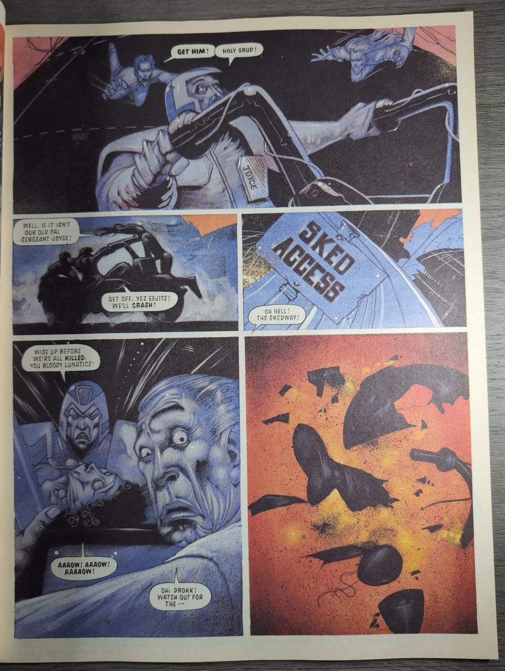 2000AD Prog 807 Featuring Judge Dredd Comic 31st Oct 1992 Vintage Retro Comic