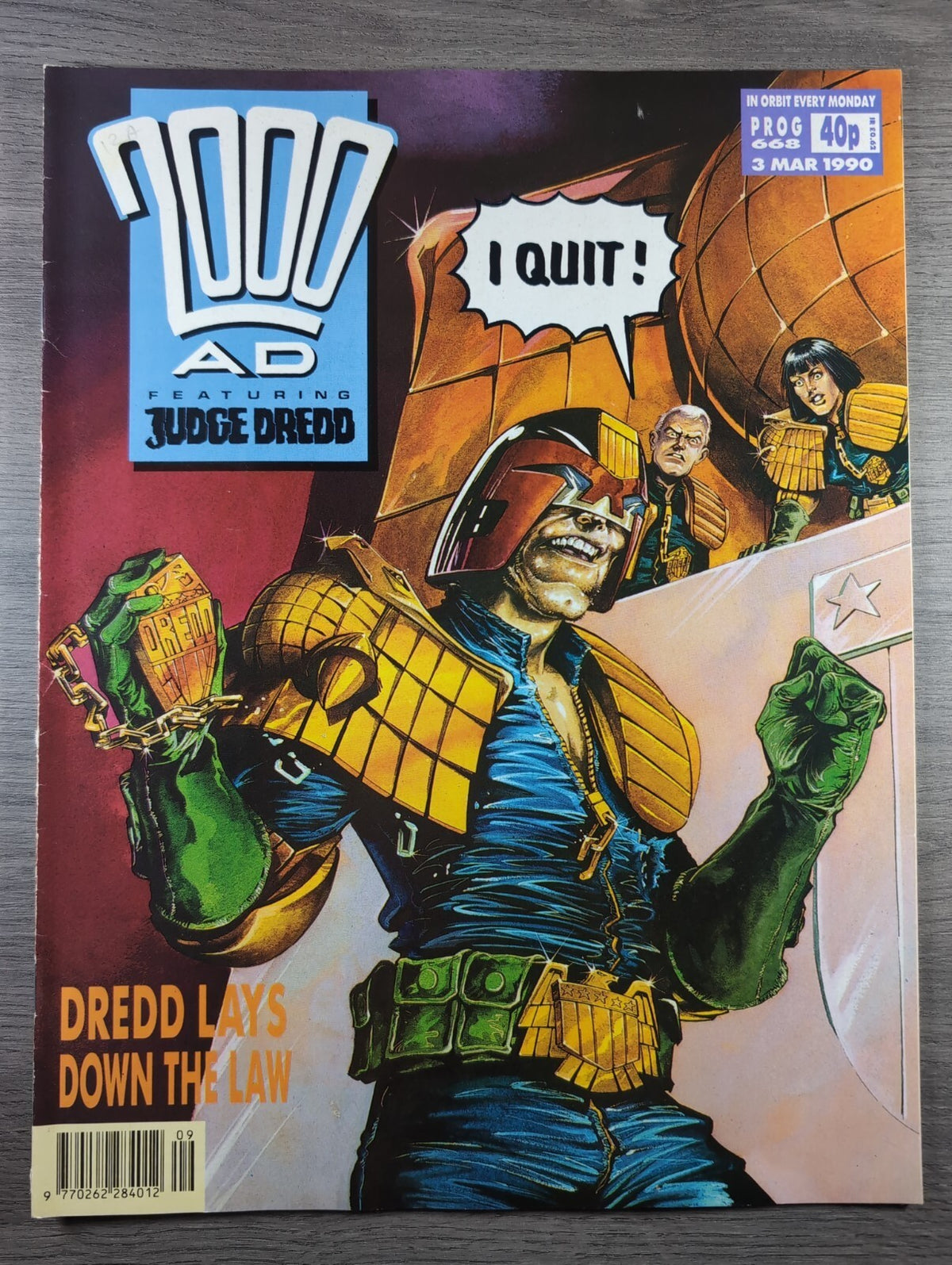 2000AD Prog 668 Featuring Judge Dread Comic 3rd March 1990 Vintage Retro Comic - Retrorama UK