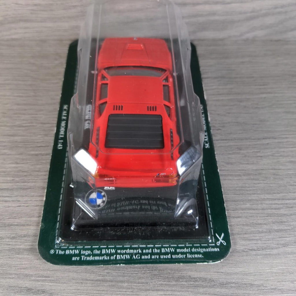 Del Prado Ultimate Car Collection BMW M1  1:43 Scale Die-Cast Model