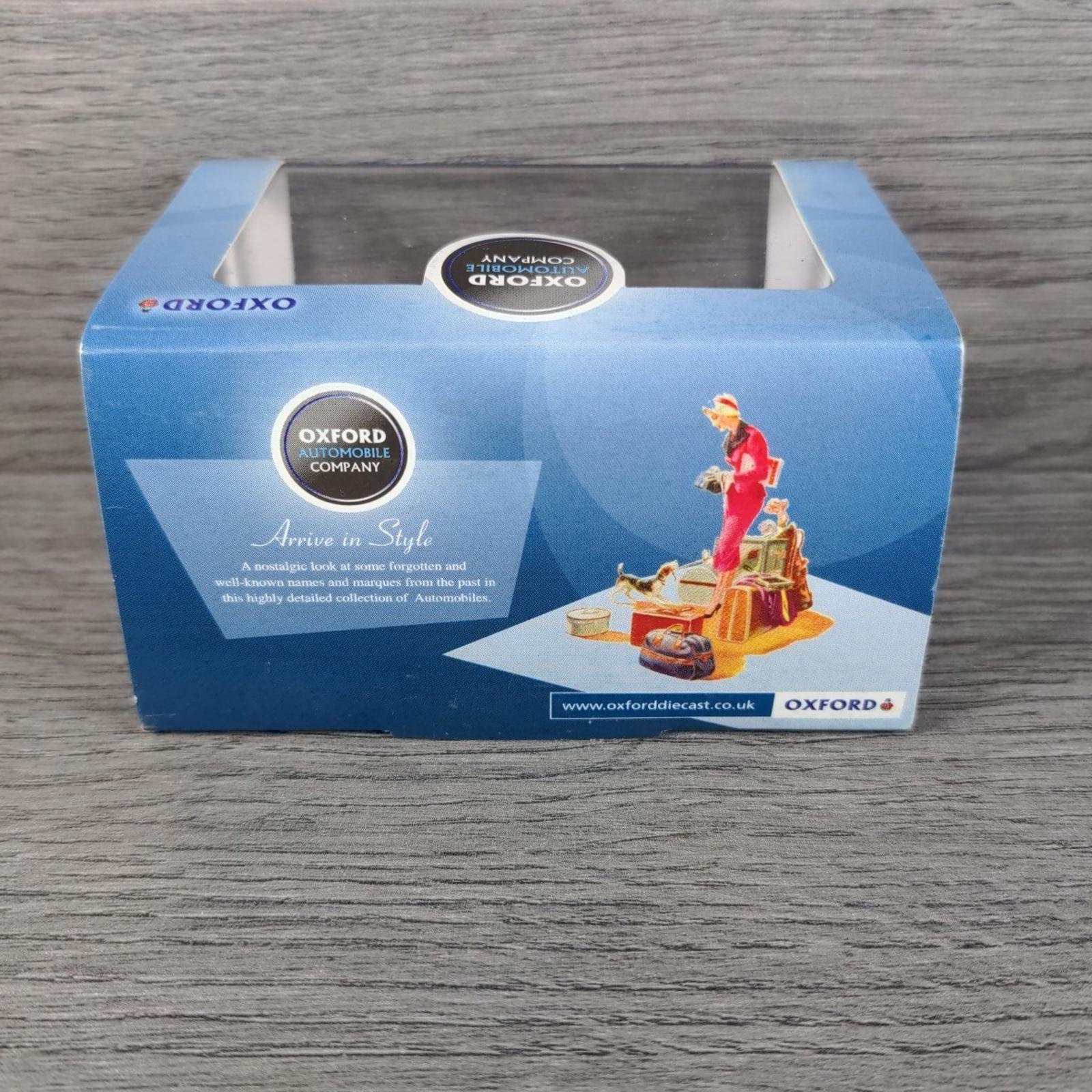 Oxford Automobile Company Maroon Citroen 2CV 1:76 Scale Die-Cast Model