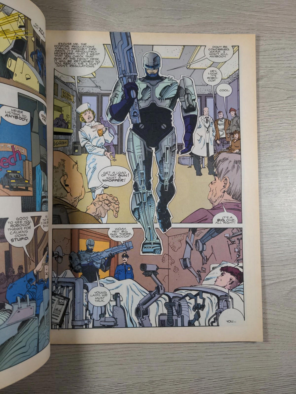Robocop Versus The Terminator Issue 15 October 1992 Dark Horse Comics - Retrorama UK