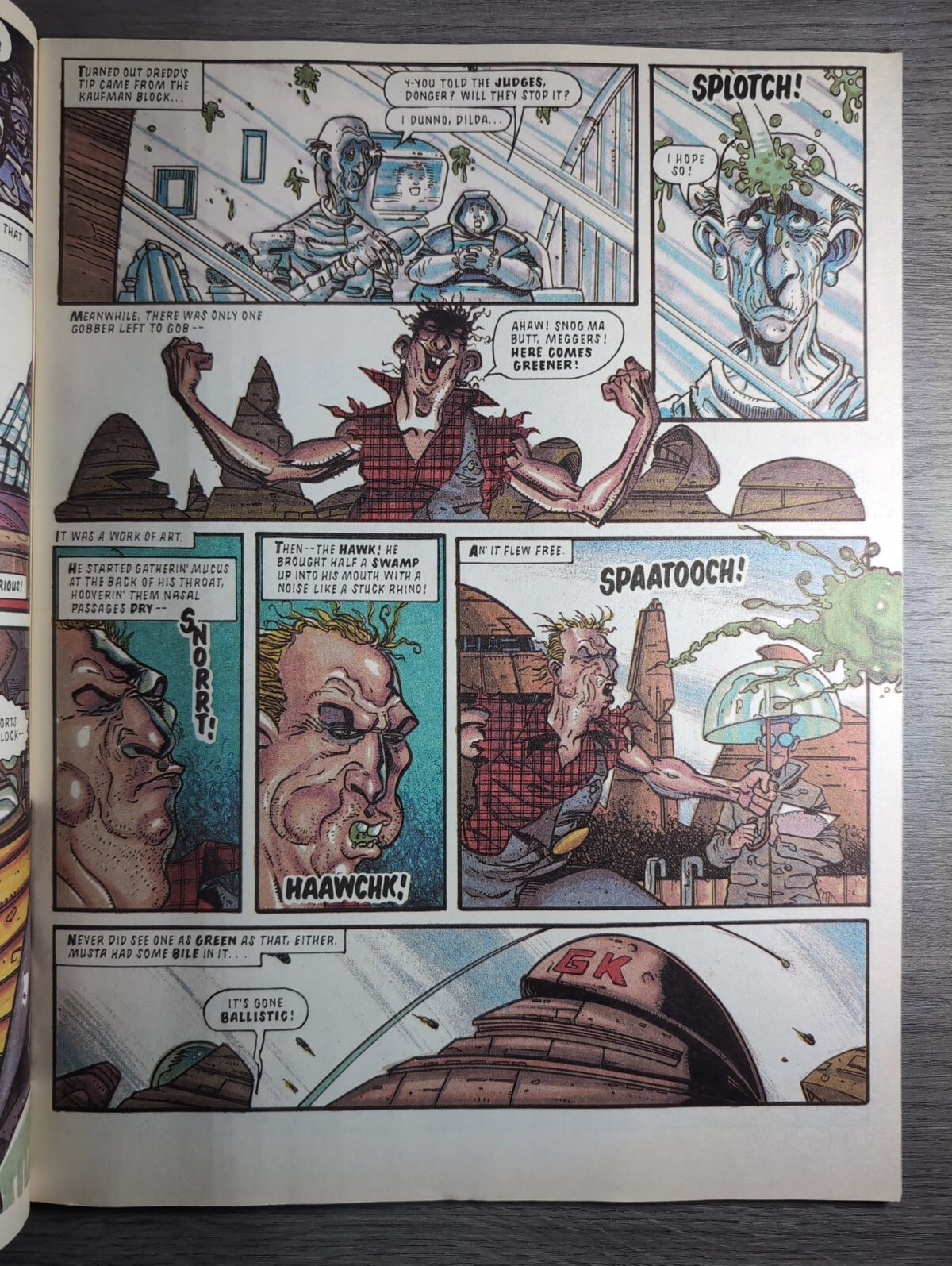 2000AD Prog 828 Featuring Judge Dredd Comic 27th March 1993 Vintage Retro Comic