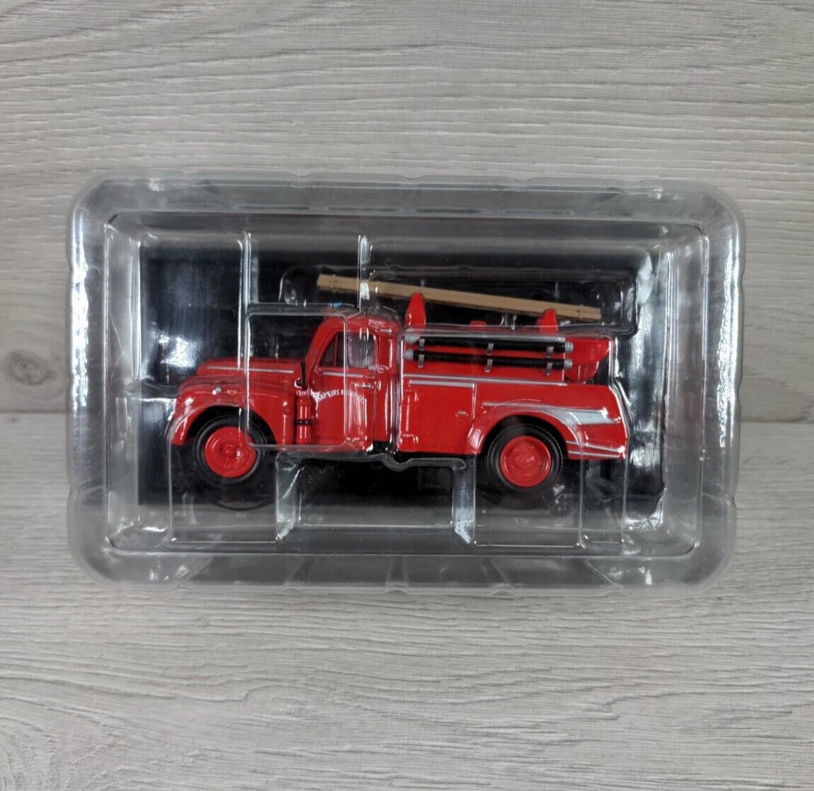 Del Prado Fire Engines of the World 1974 CCI Citron T46 Guinard Diecast Model