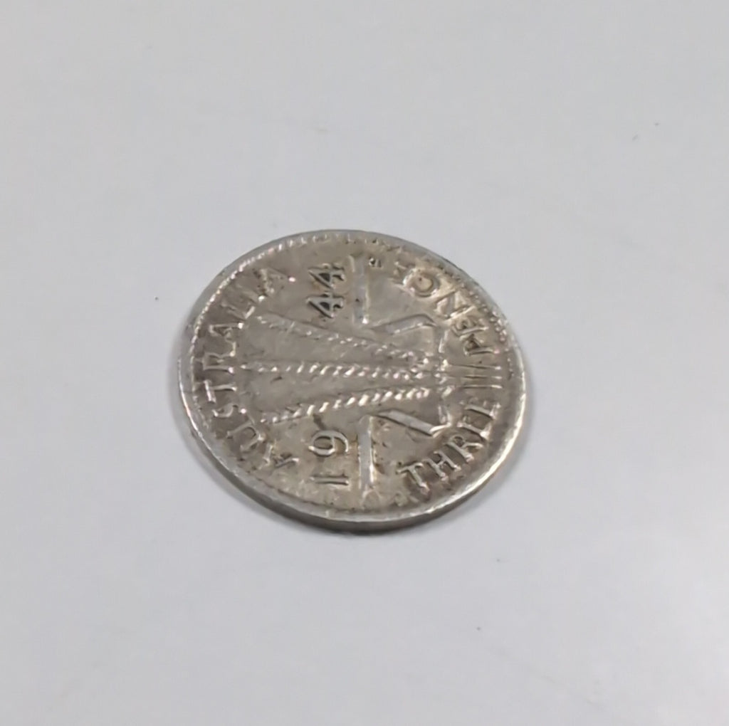 1944 George VI Sterling Silver 3D Threepence Coin Australia Vintage Coin