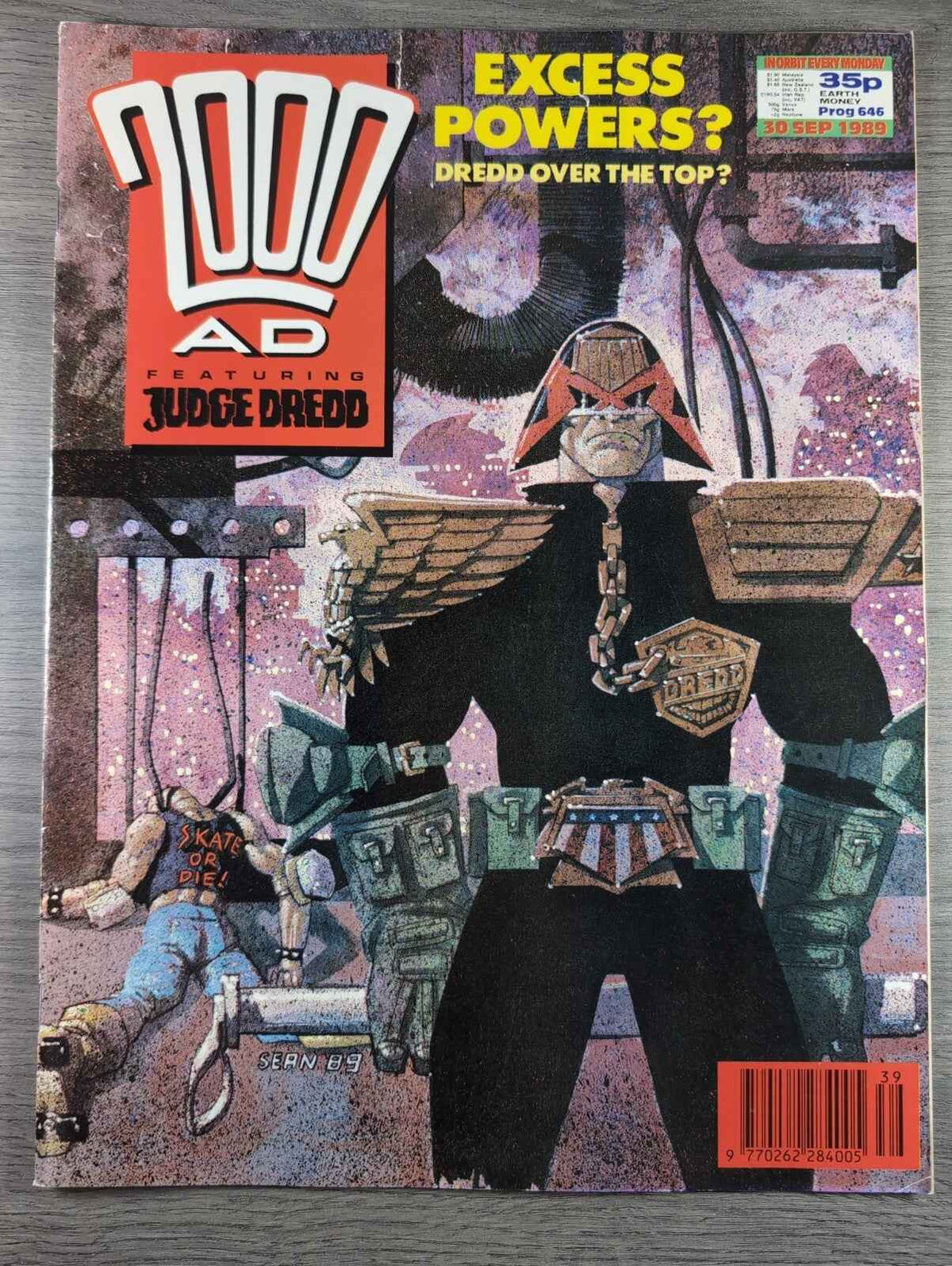 2000AD Prog 646 Featuring Judge Dread Comic 30th Sept 1989 Vintage Retro Comic