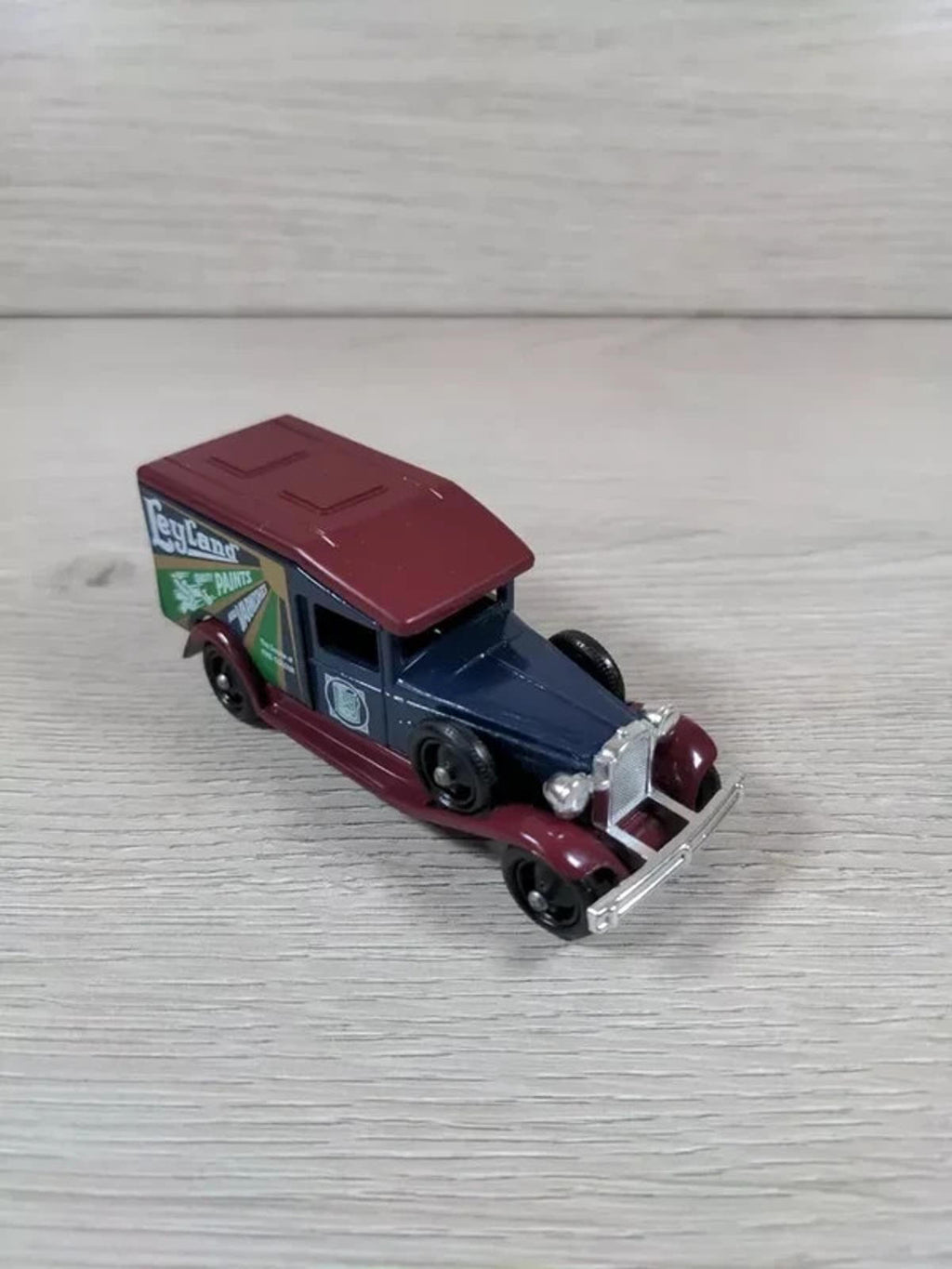 Lledo Days Gone 1836 Packard Leyland Paints 18016 Diecast Model Van - Retrorama UK