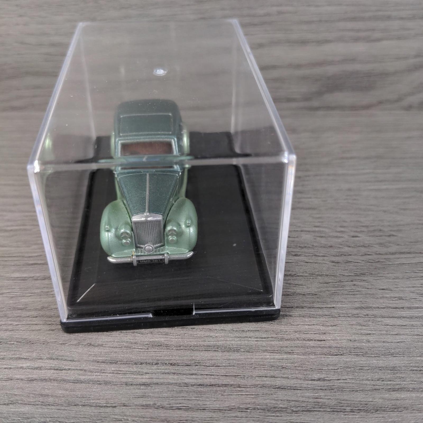 Oxford Automobile Company Green Bentley Mk VI 1:76 Scale Die-Cast Model - Retrorama UK