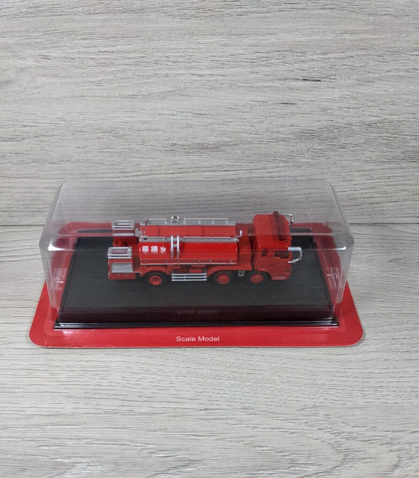 Del Prado Fire Engines of the World 1984 Morita Water Tanker I Type 1:87 Scale