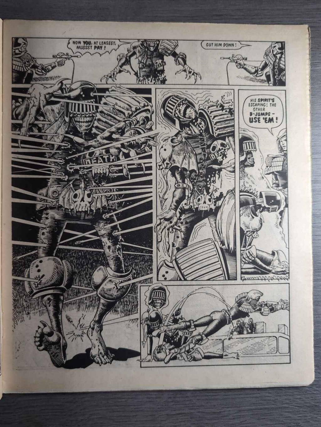 2000AD Prog 427 Featuring Judge Dread Comic 20th July 1985 Vintage Retro Comic