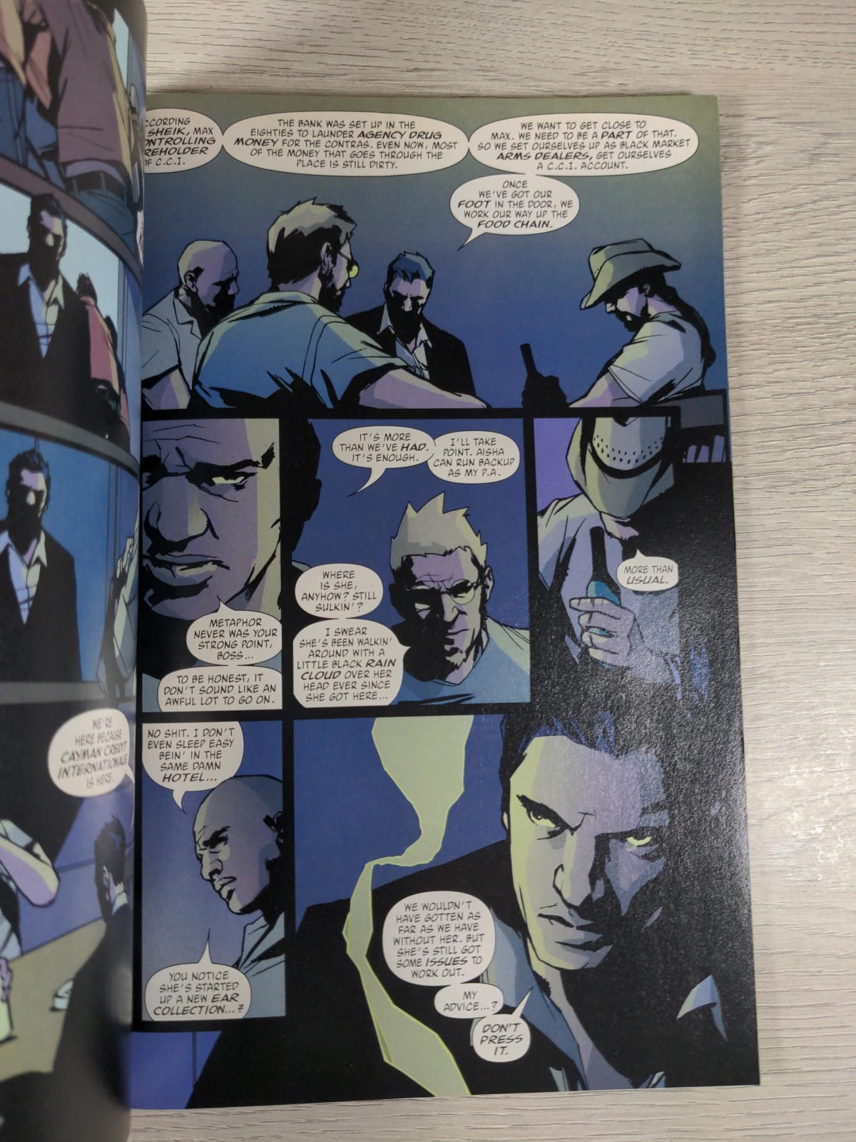 The Losers Close Quarters Vol 4 by Andy Diggle Vertigo - Graphic Novel - Retrorama UK