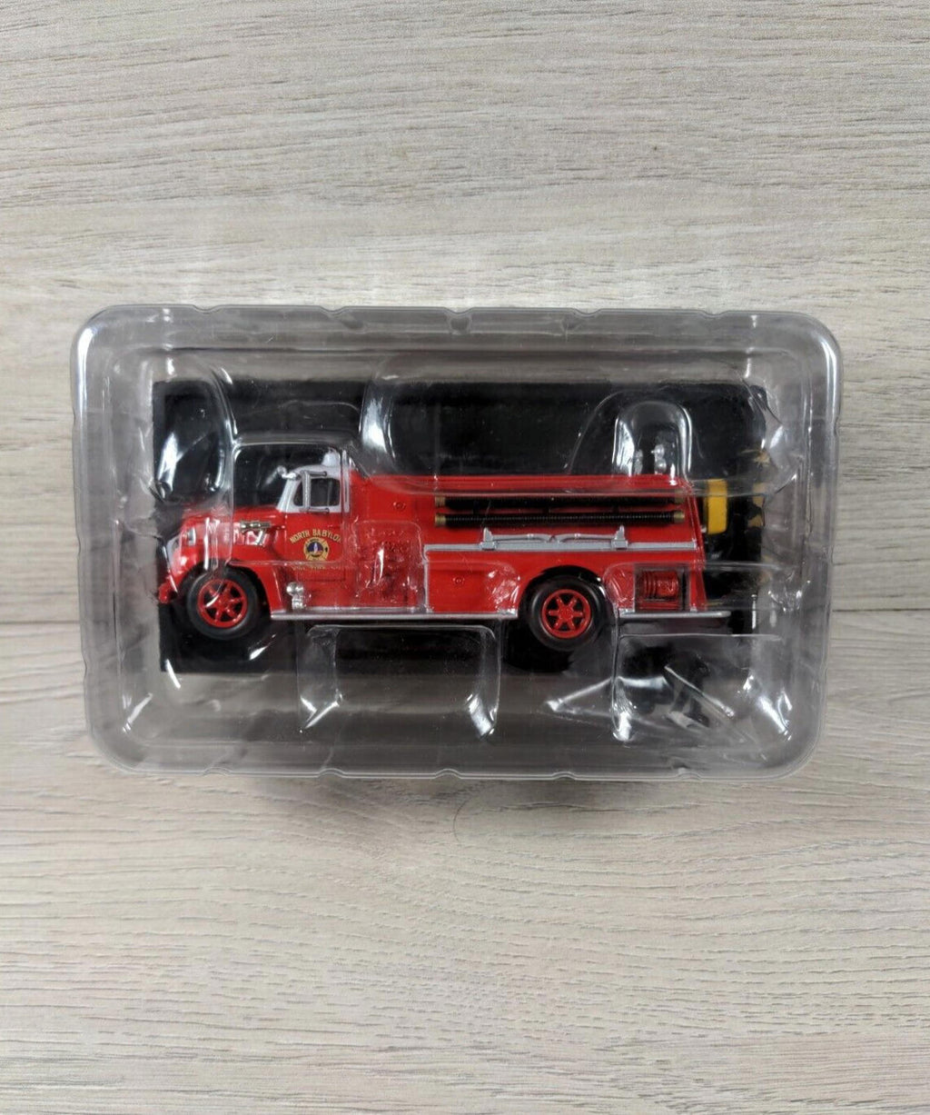 Del Prado Fire Engines of the World 1953 Pumper International 1:57 Scale Model
