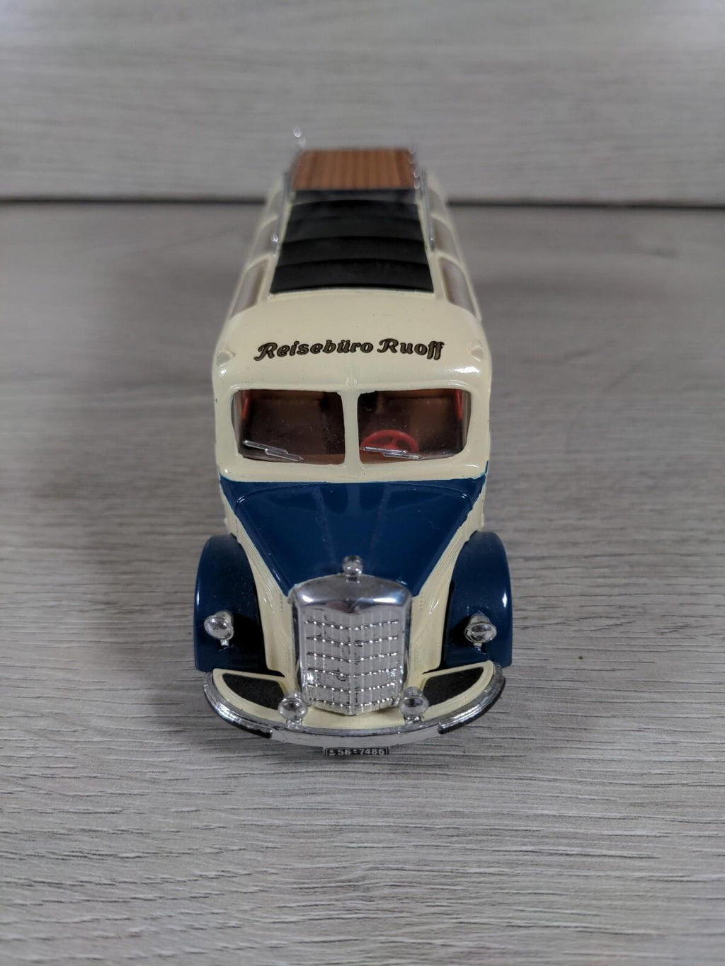 The Dinky Collection DY-S 10 1950 Mercedes-Benz Diecast Omnibus Type 0-3500