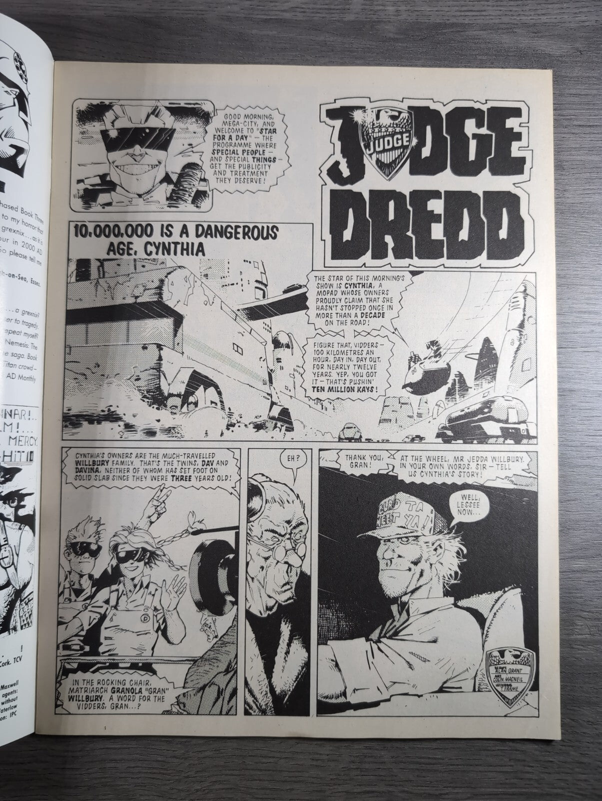 2000AD Prog 628 Featuring Judge Dread Comic 27th May 1989 Vintage Retro Comic