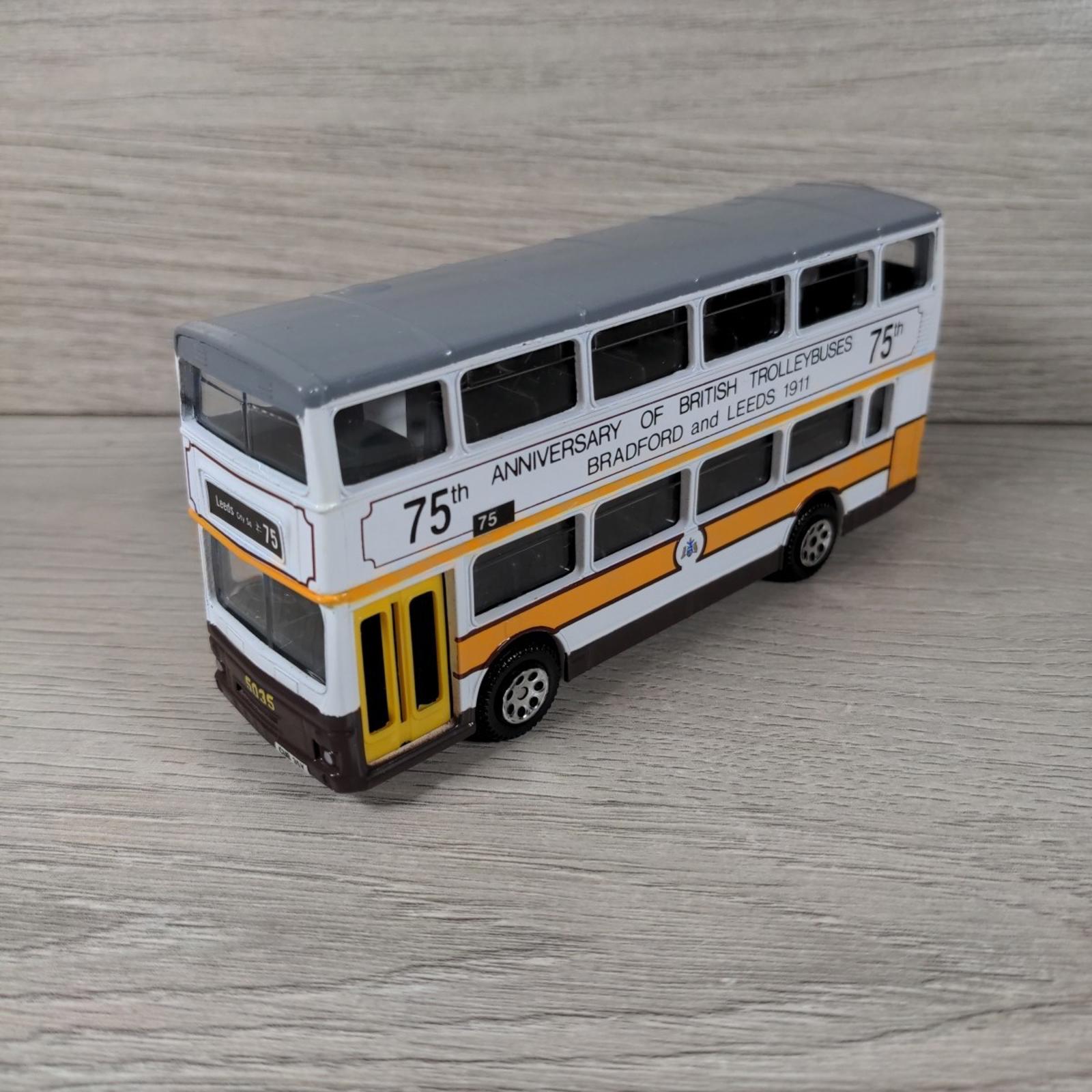 Corgi The Yorkshire Rider Series 91853 Bradford And Leeds Die-Cast Model