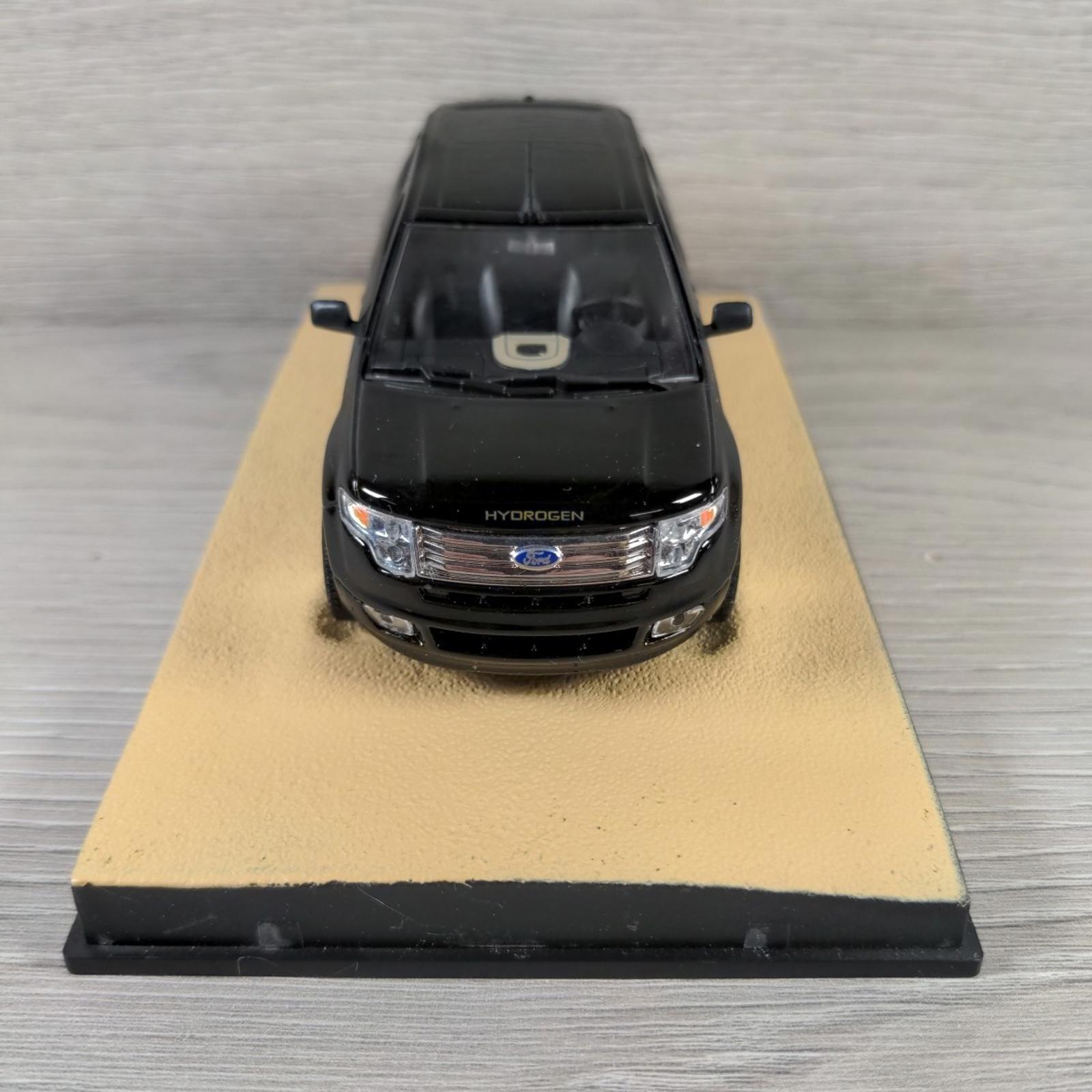 Eaglemoss James Bond 007 Ford Edge Diecast Car 1:43 Scale Quantum Of Solace