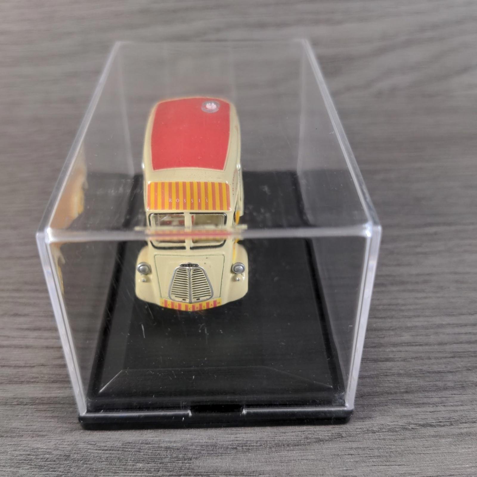 Oxford Commercials Rossi's Morris J Ice Cream Van  1:76 Scale Die-Cast Model