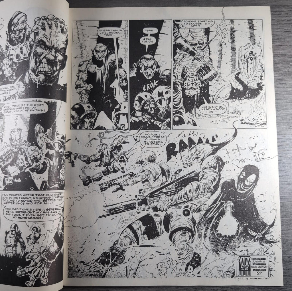 2000AD Prog 582 Featuring Judge Dredd 9th July 1988 Vintage Comic