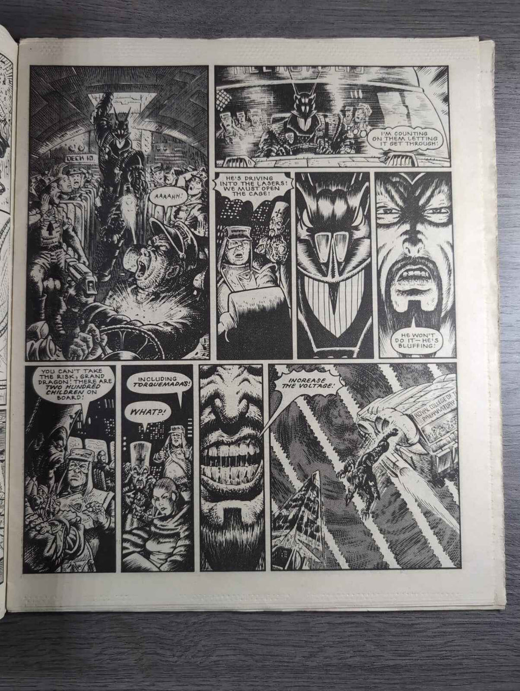 2000AD Prog 438 Featuring Judge Dread Comic 5th Oct 1985 Vintage Retro Comic
